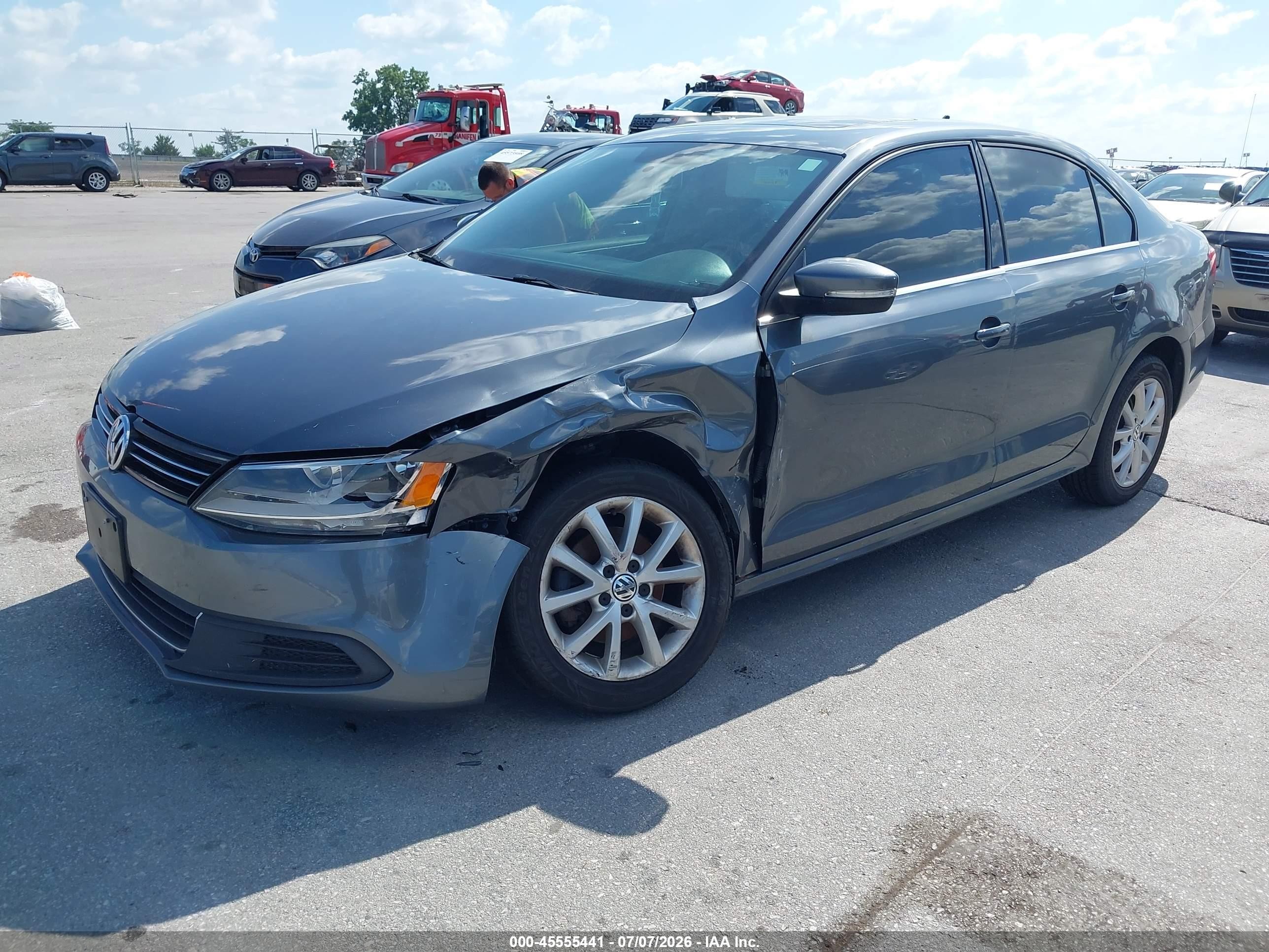 2014 Volkswagen Jetta 1.8t Se Gray vin: 3VWD07AJ1EM380601