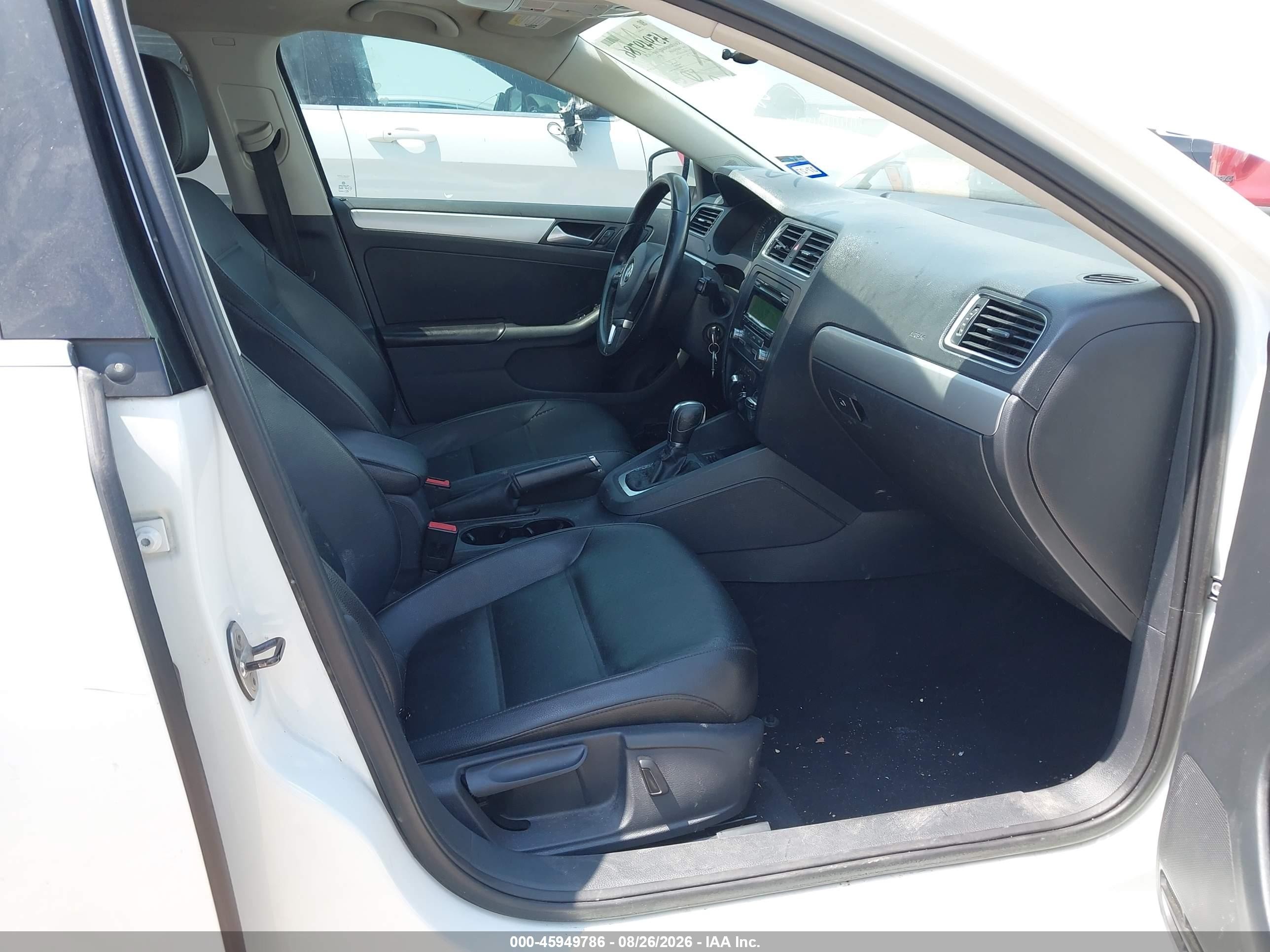2014 Volkswagen Jetta 1.8t Se White vin: 3VWD07AJ1EM413600