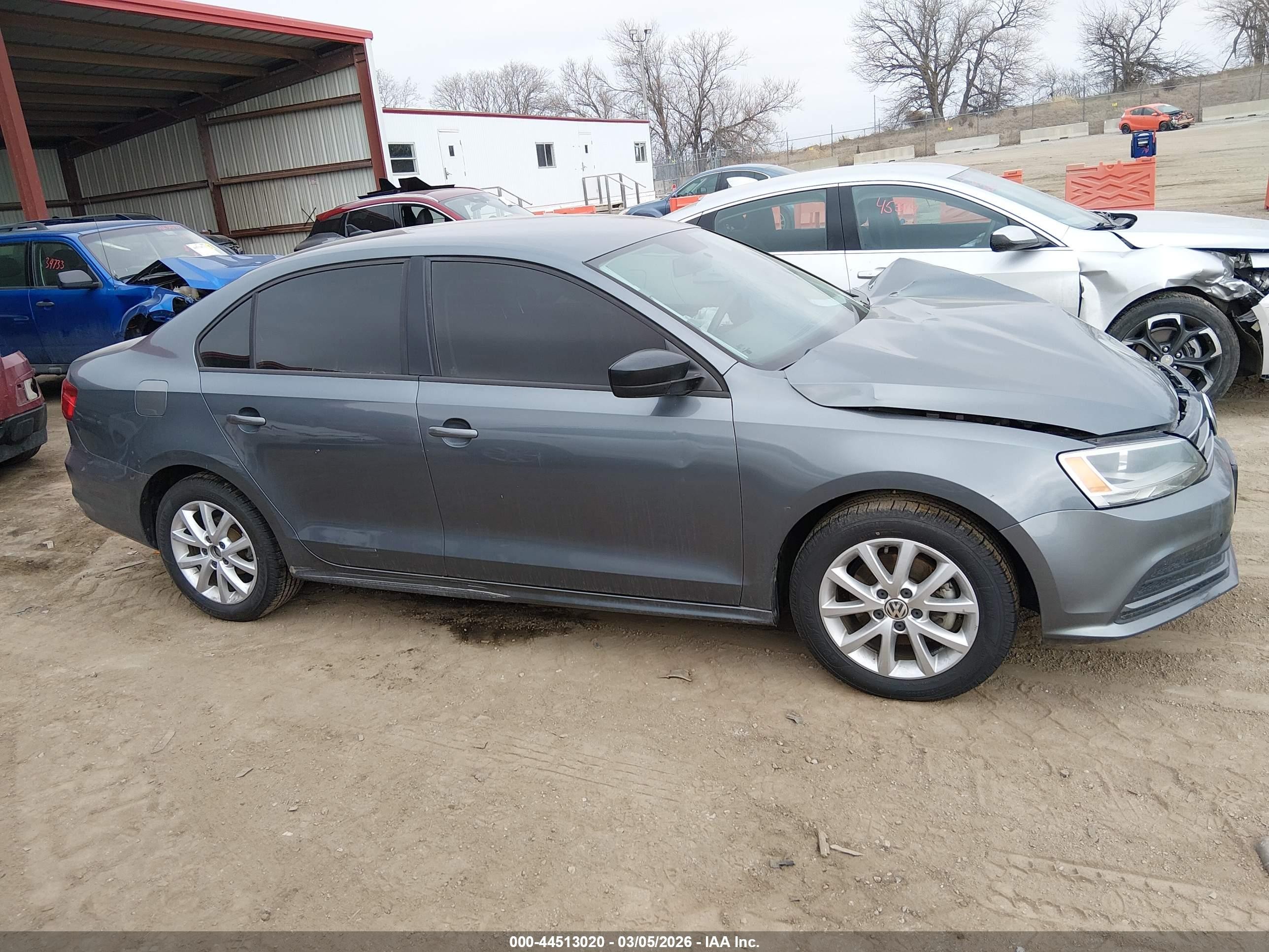 2015 Volkswagen Jetta 1.8t Se Gray vin: 3VWD07AJ1FM209669