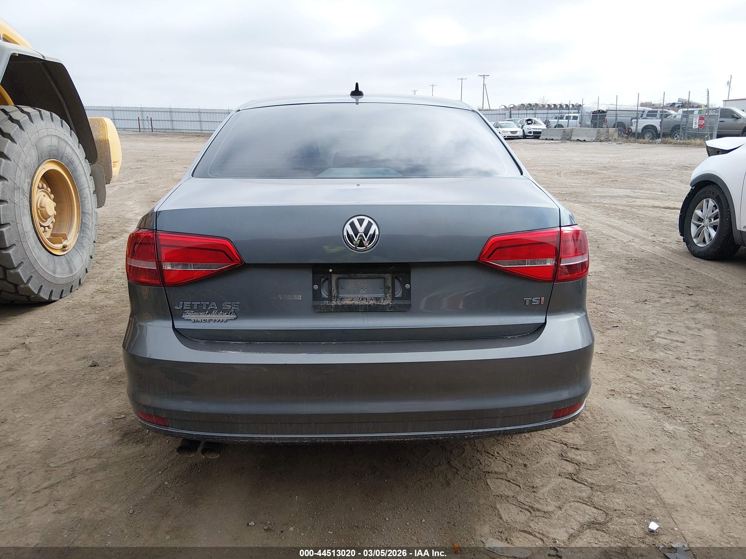 2015 Volkswagen Jetta 1.8t Se Gray vin: 3VWD07AJ1FM209669