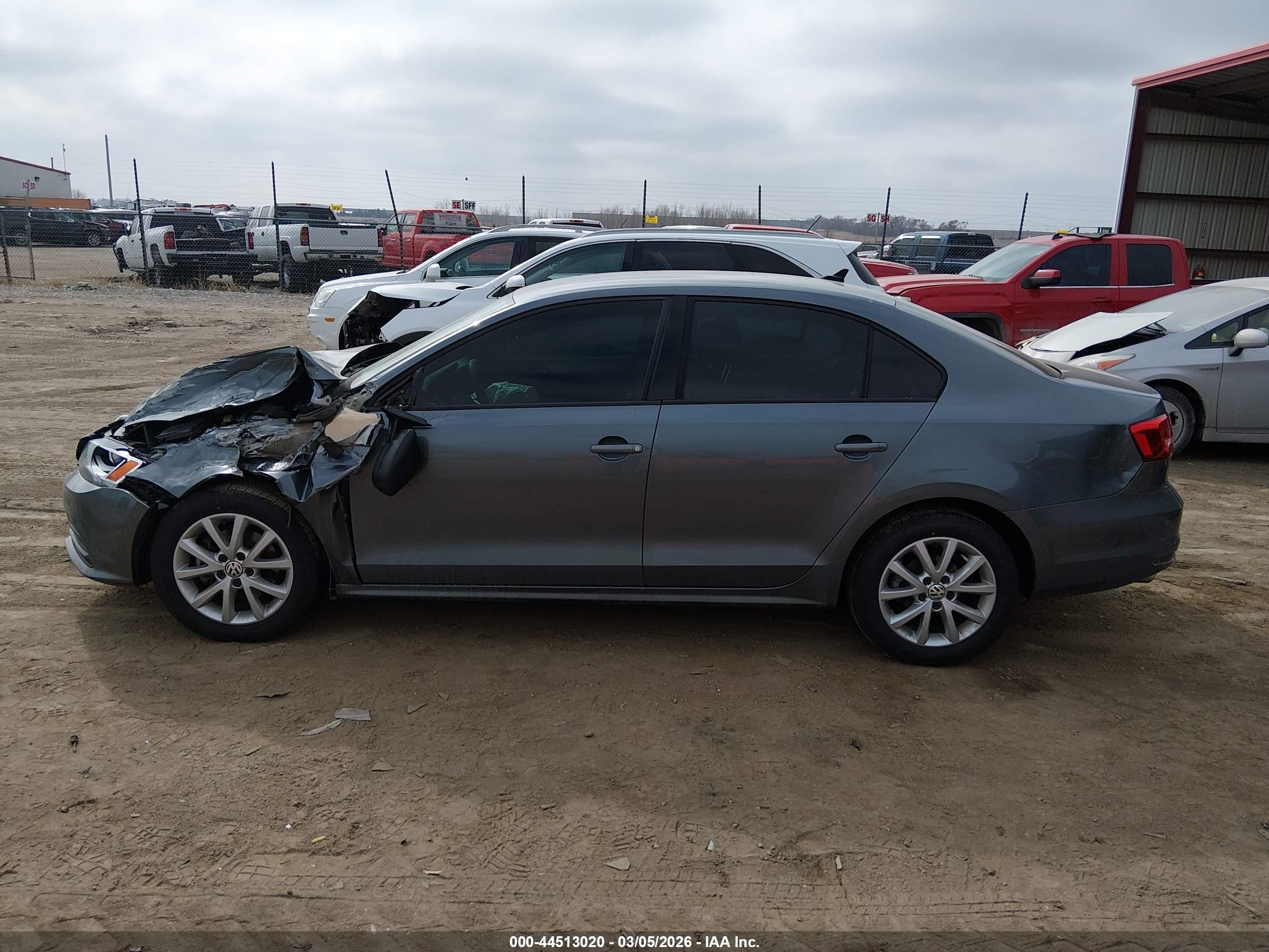 2015 Volkswagen Jetta 1.8t Se Gray vin: 3VWD07AJ1FM209669