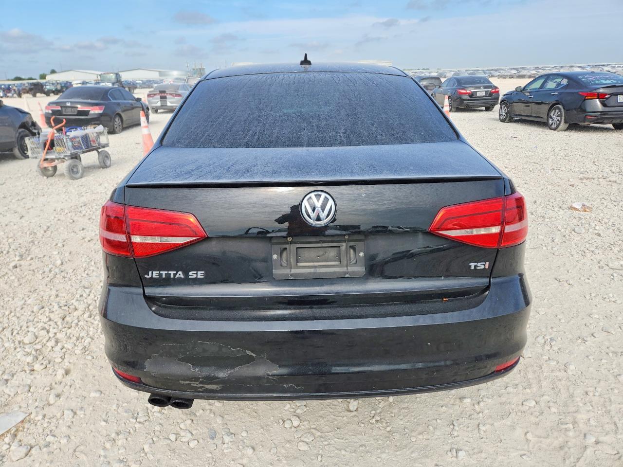2015 Volkswagen Jetta Se Black vin: 3VWD07AJ1FM297171