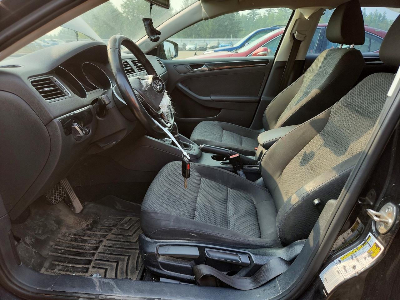2015 Volkswagen Jetta Se Black vin: 3VWD07AJ1FM404011