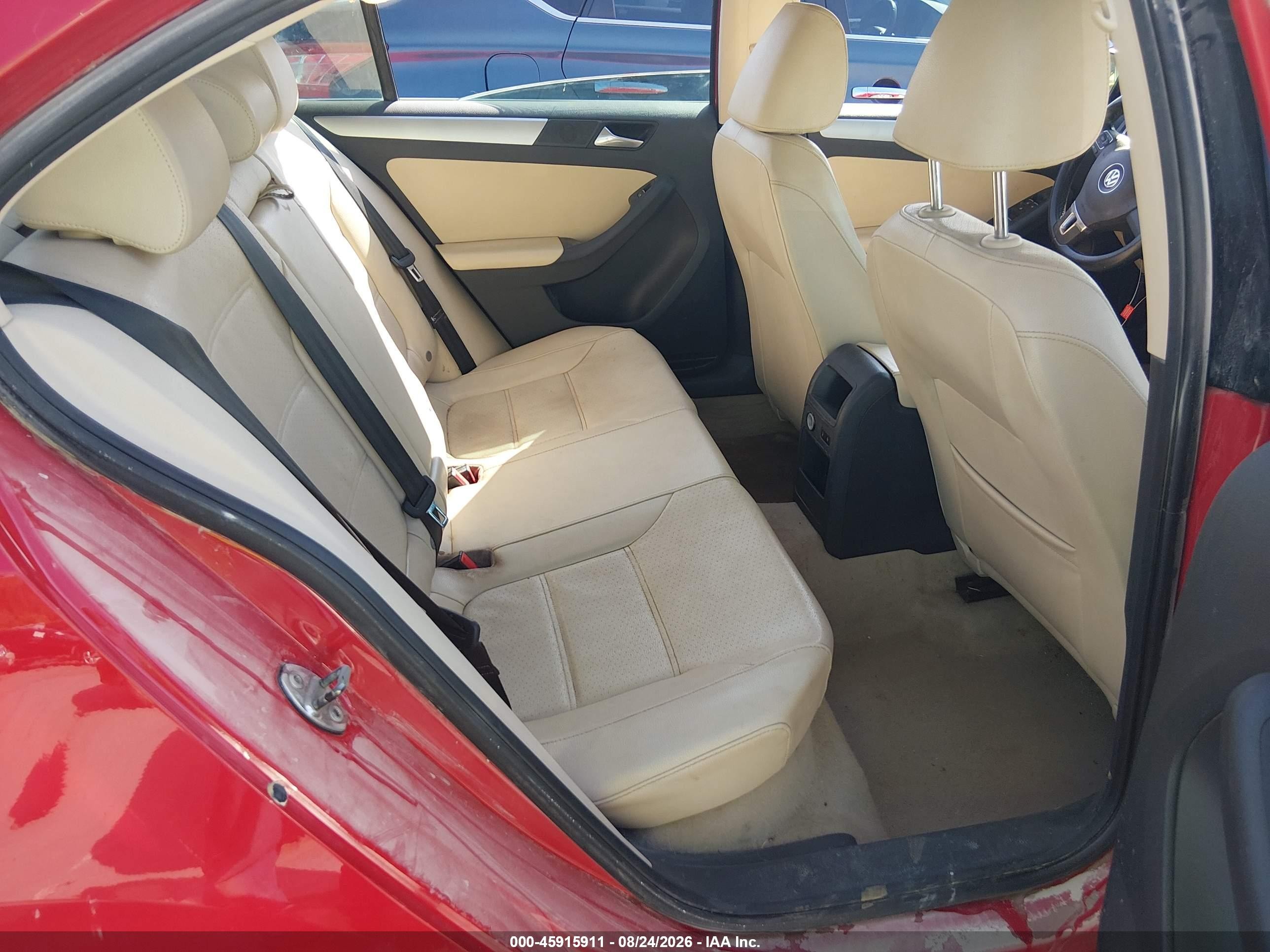 2014 Volkswagen Jetta 1.8t Se Red vin: 3VWD07AJ2EM231971