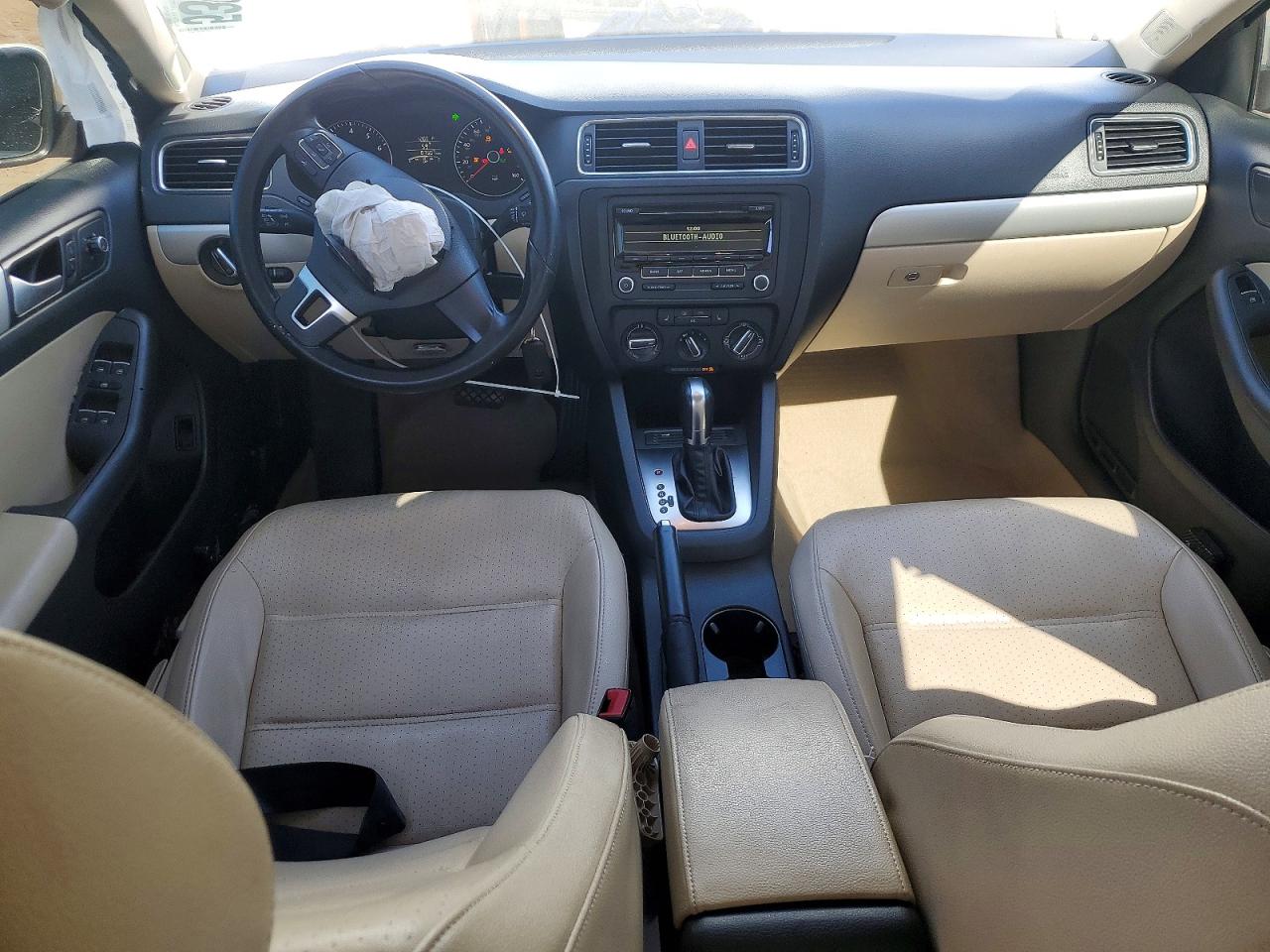 2014 Volkswagen Jetta Se White vin: 3VWD07AJ2EM417204