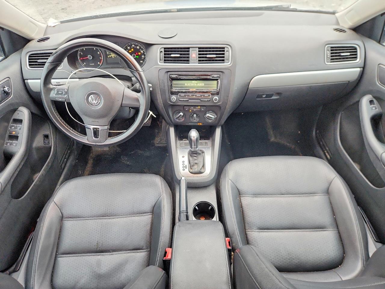 2014 Volkswagen Jetta Se Silver vin: 3VWD07AJ3EM317130