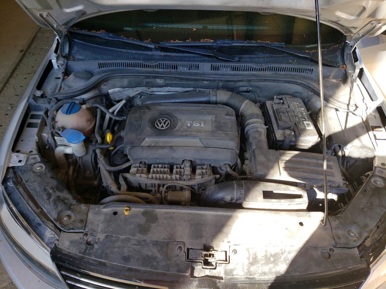 2014 Volkswagen Jetta Se Silver vin: 3VWD07AJ3EM379725