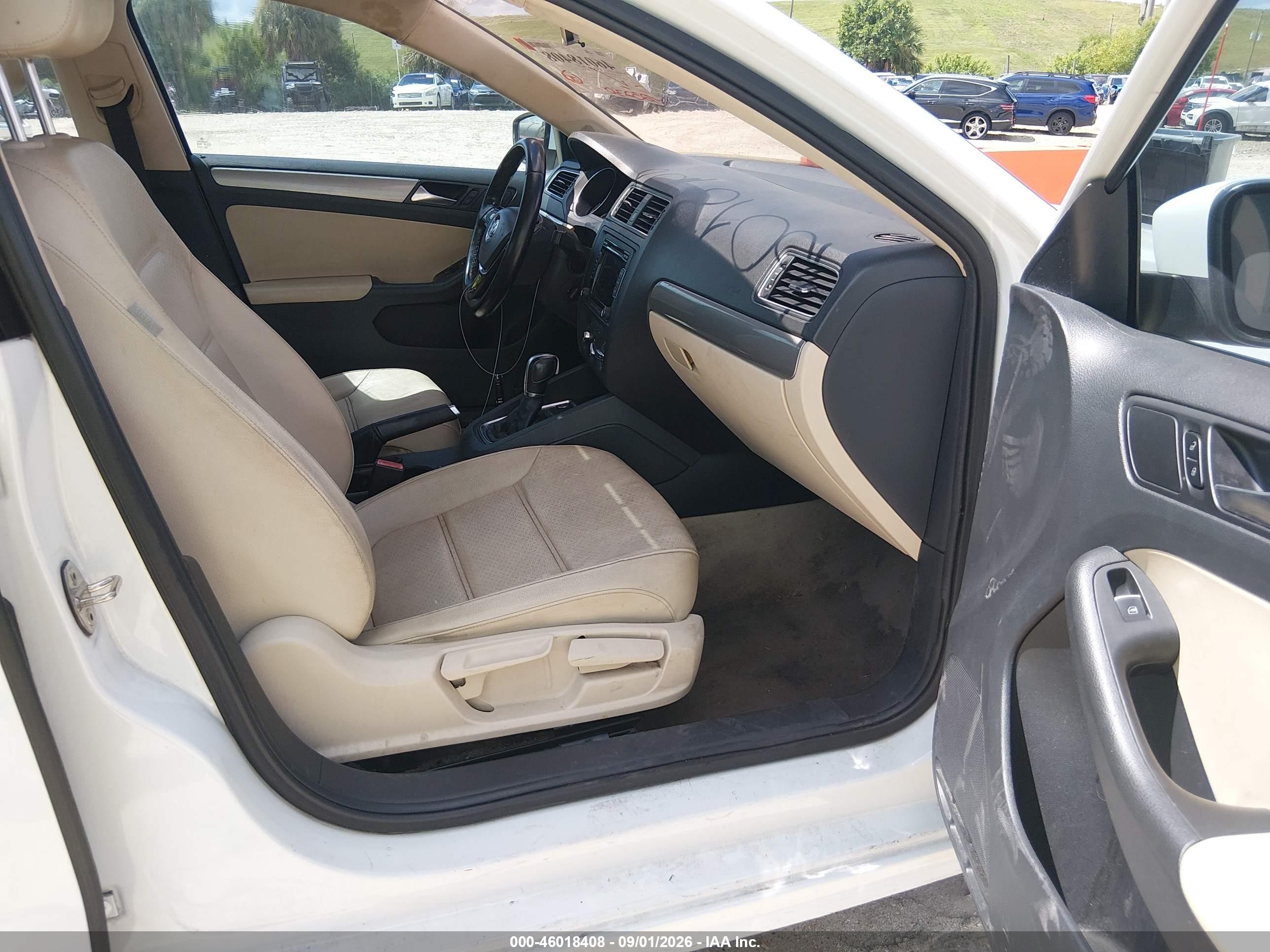 2015 Volkswagen Jetta 1.8t Se White vin: 3VWD07AJ3FM310793