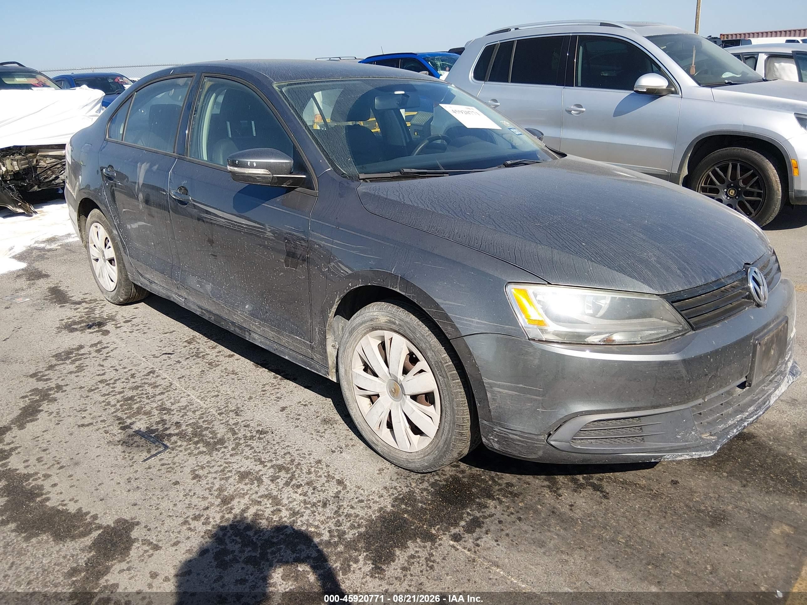 3VWD07AJ4EM213584
