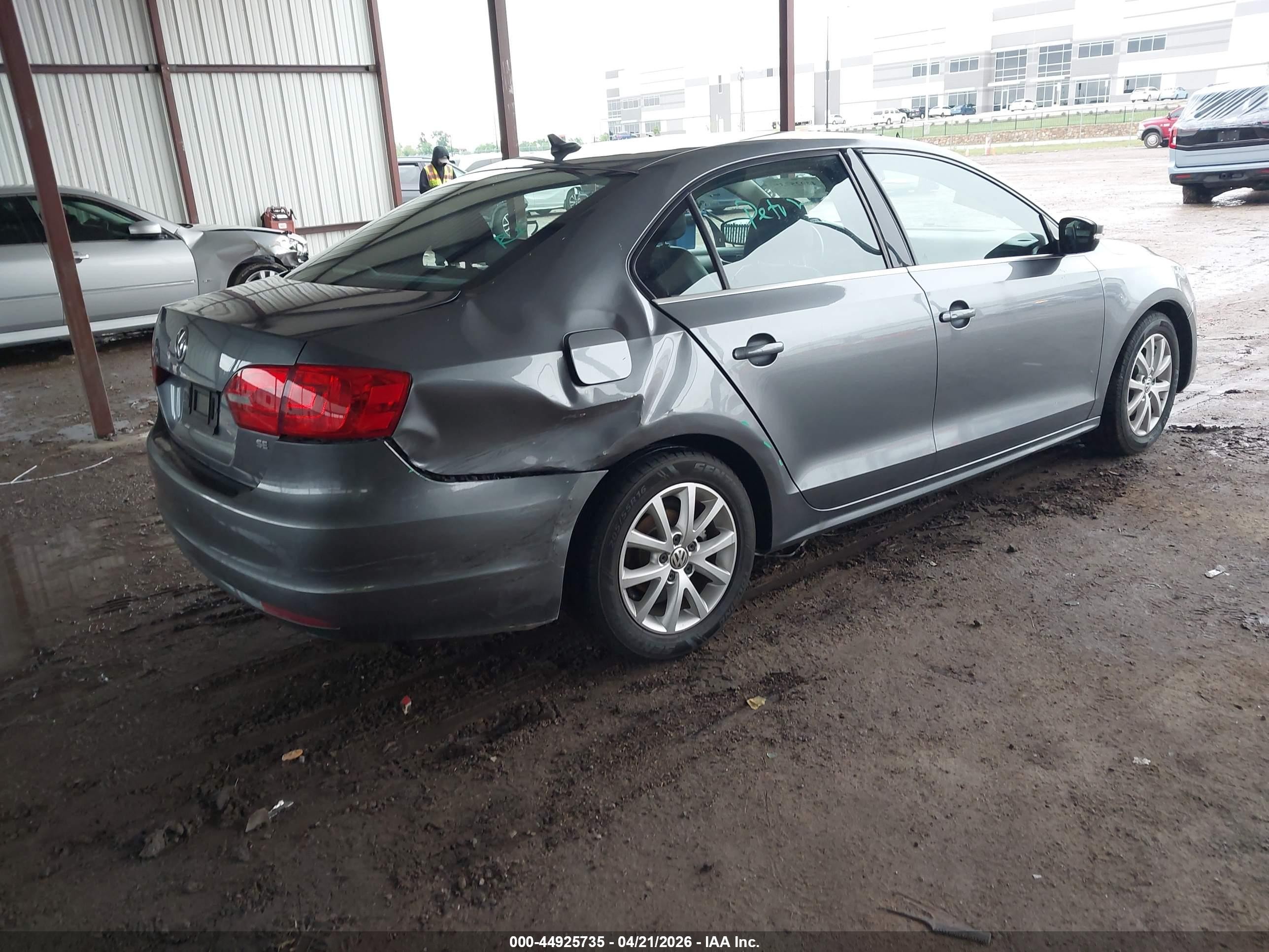 2014 Volkswagen Jetta 1.8t Se Gray vin: 3VWD07AJ4EM327357
