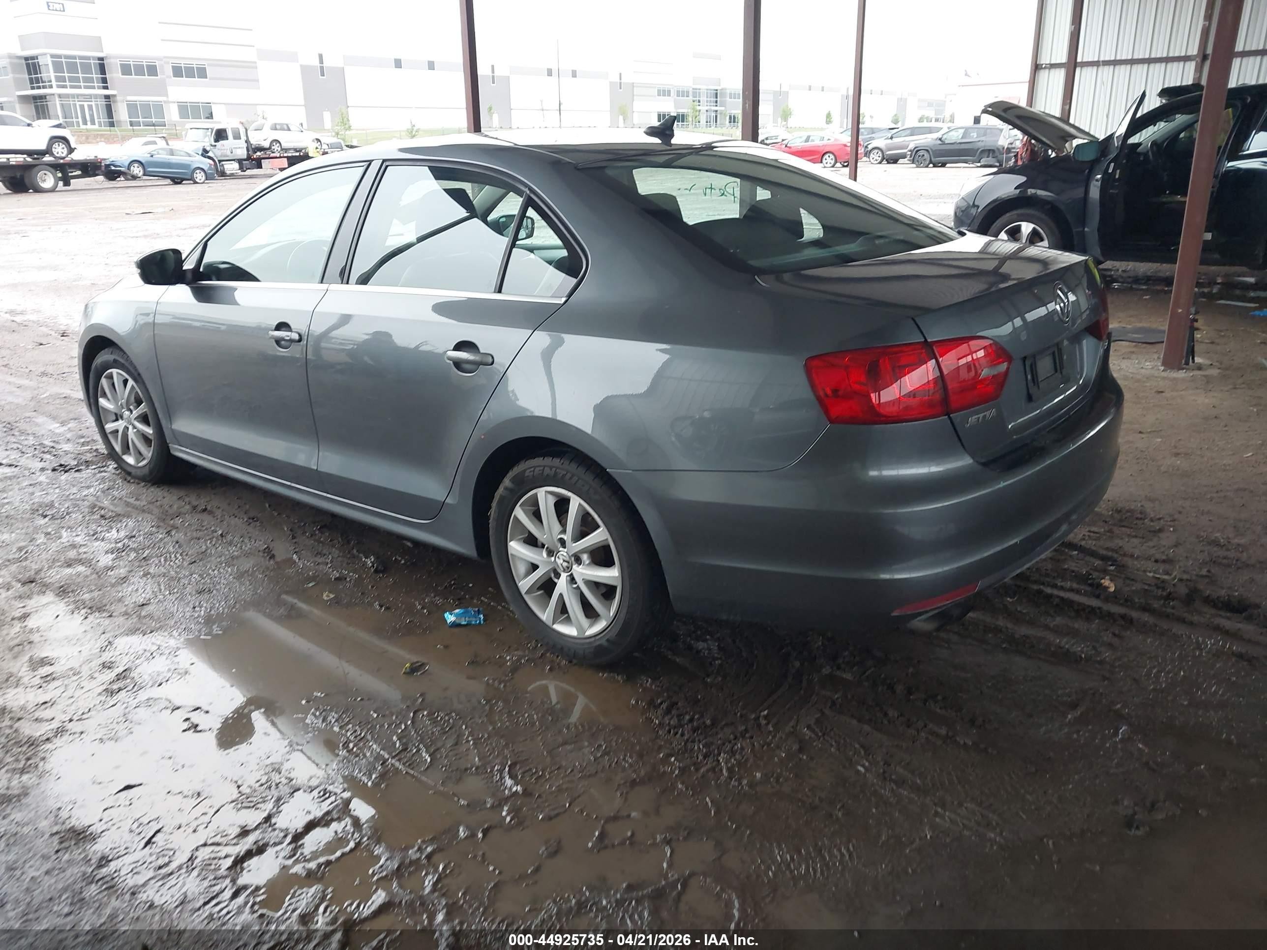 2014 Volkswagen Jetta 1.8t Se Gray vin: 3VWD07AJ4EM327357