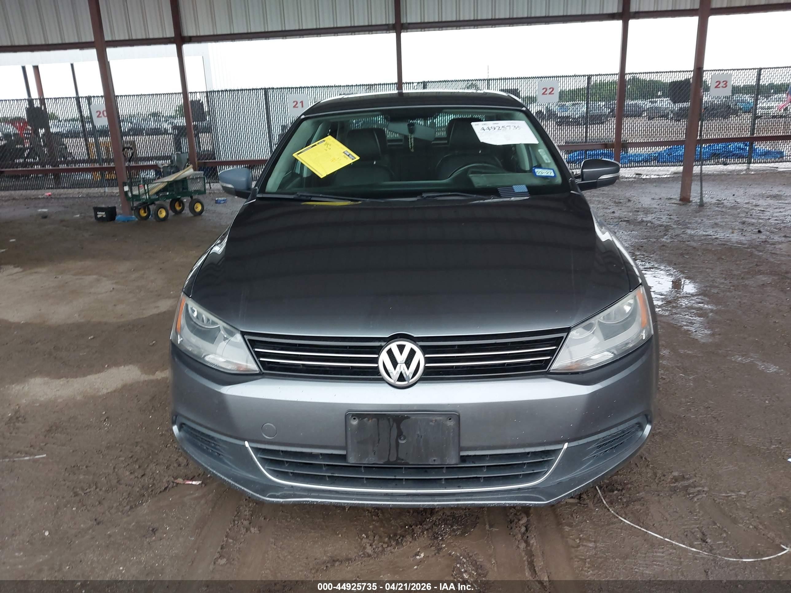 2014 Volkswagen Jetta 1.8t Se Gray vin: 3VWD07AJ4EM327357