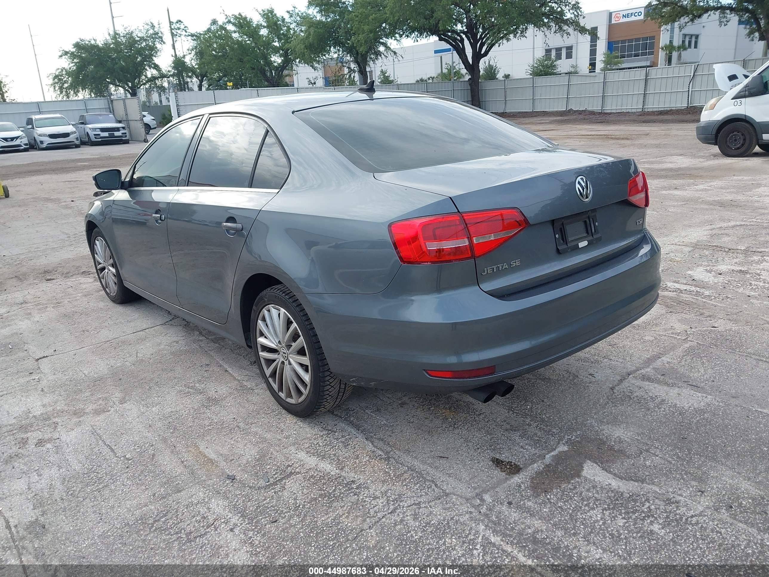 2015 Volkswagen Jetta 1.8t Se Gray vin: 3VWD07AJ4FM325786
