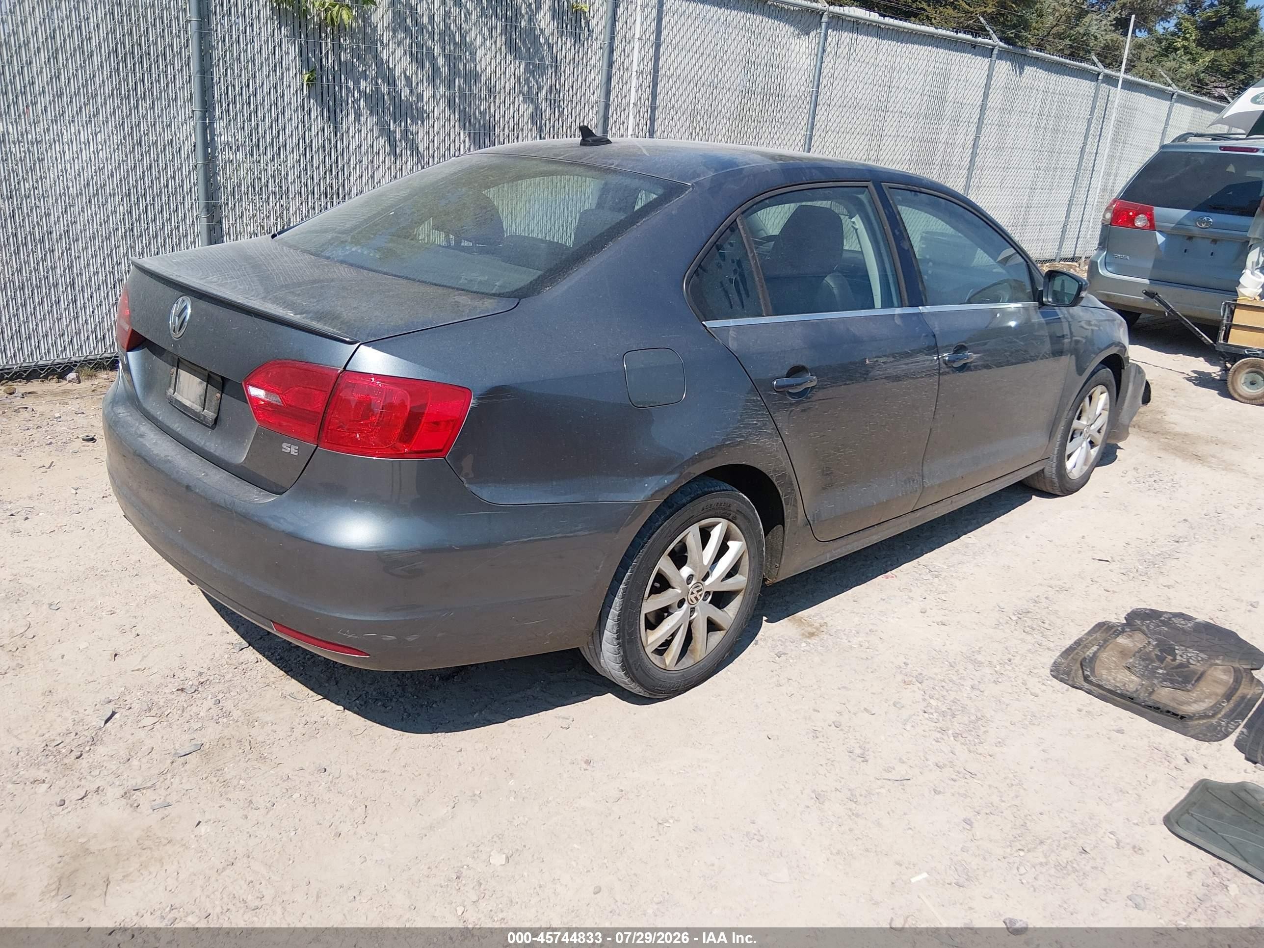 2014 Volkswagen Jetta 1.8t Se Gray vin: 3VWD07AJ5EM209155