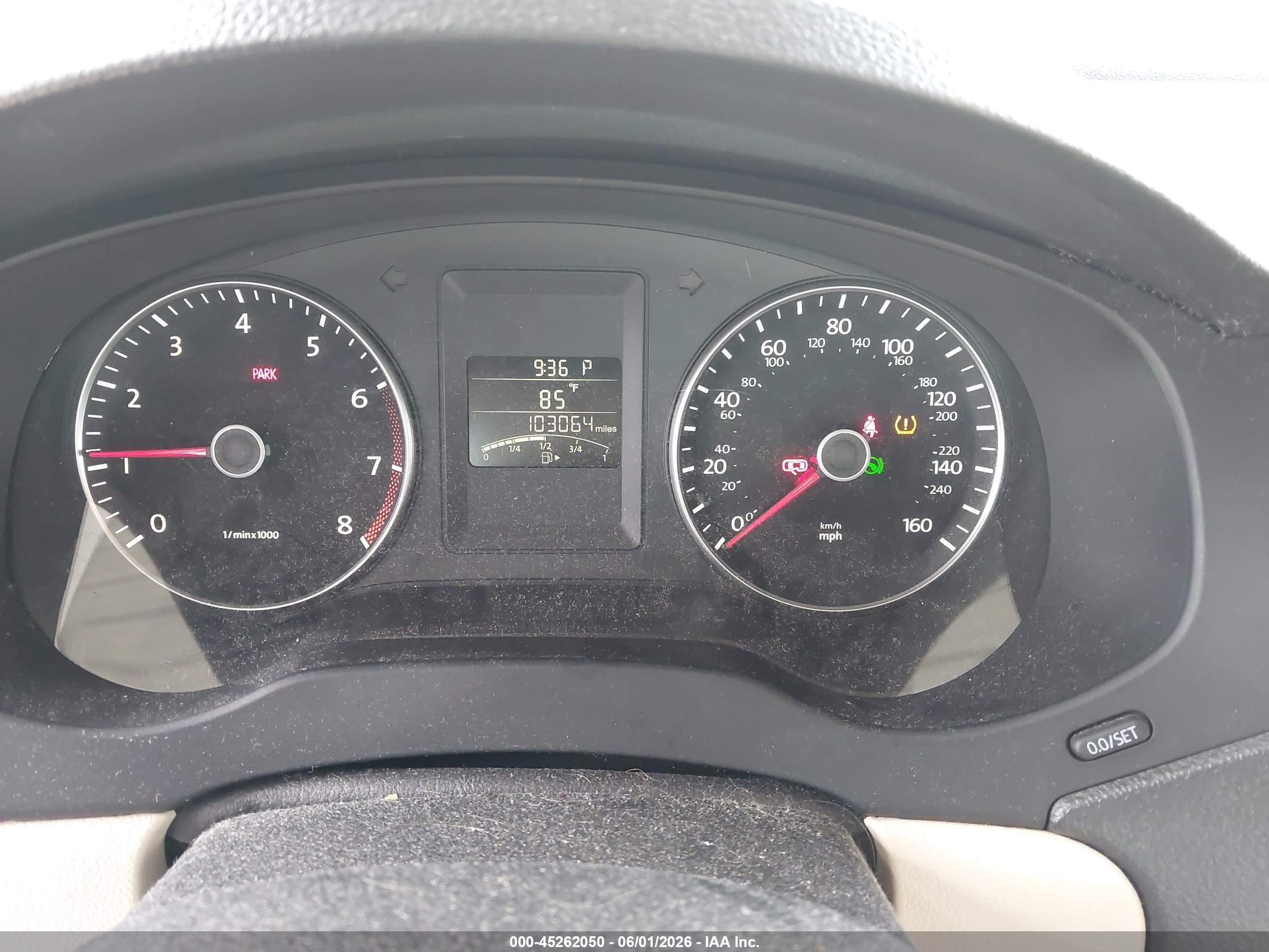 2014 Volkswagen Jetta 1.8t Se Красный vin: 3VWD07AJ5EM379435