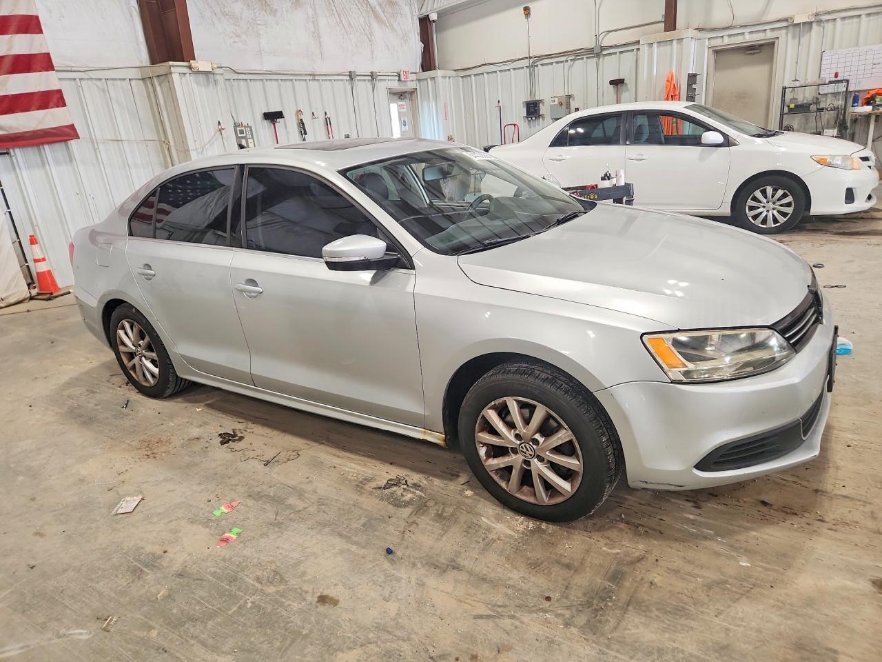 2014 Volkswagen Jetta Se Silver vin: 3VWD07AJ5EM393464