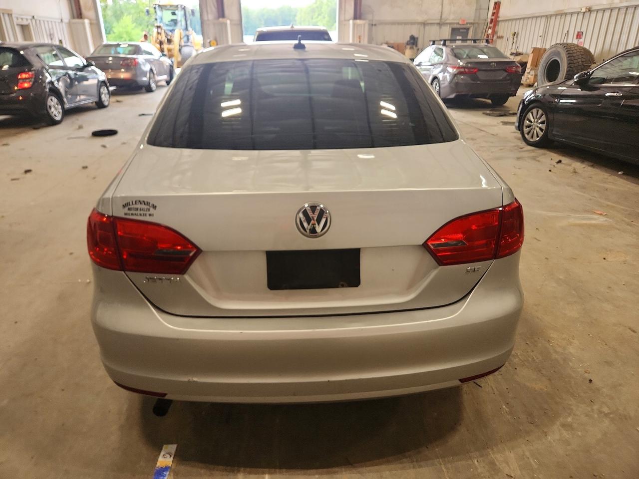 2014 Volkswagen Jetta Se Silver vin: 3VWD07AJ5EM393464