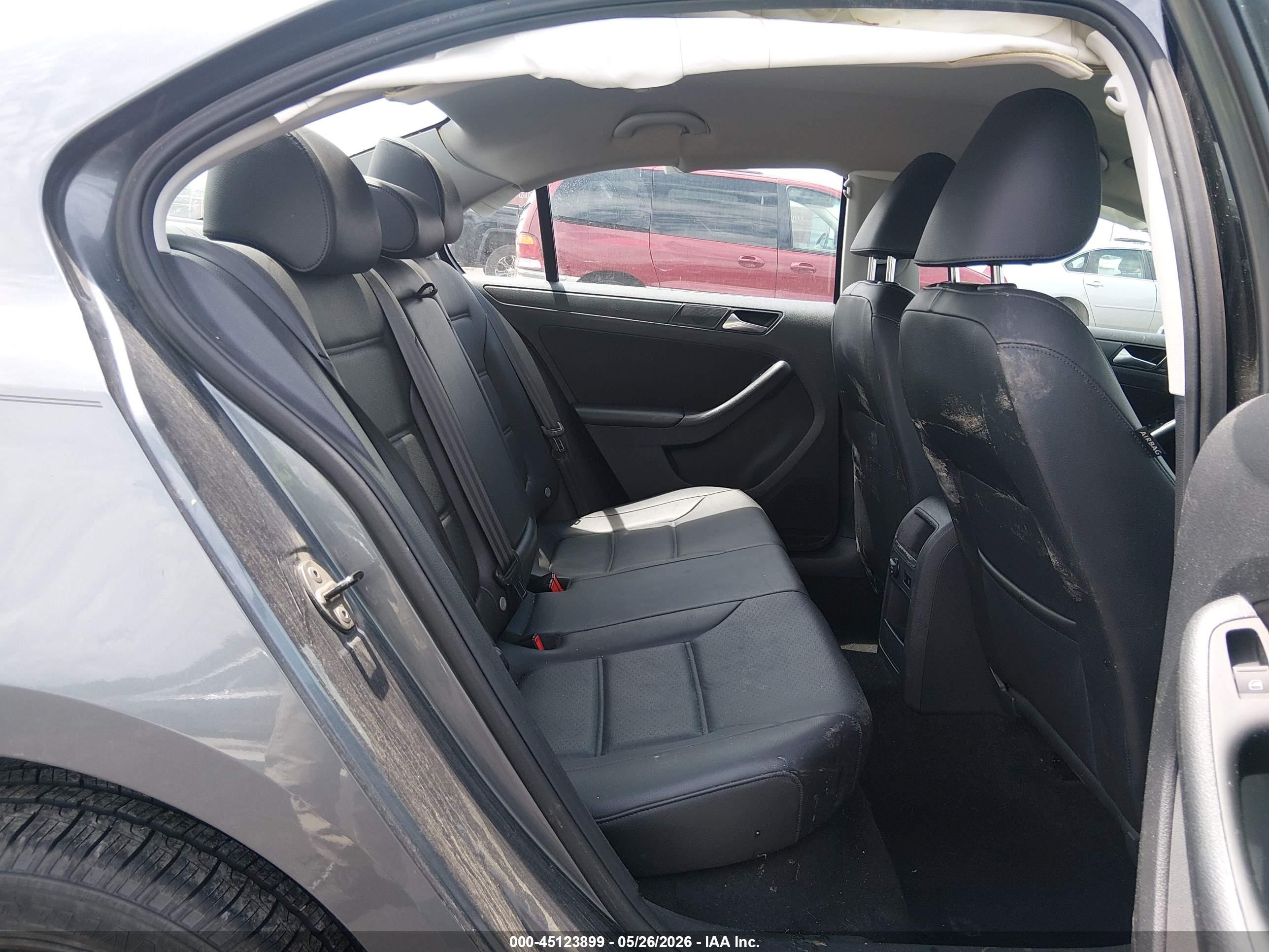 2014 Volkswagen Jetta 1.8t Se Silver vin: 3VWD07AJ5EM445319