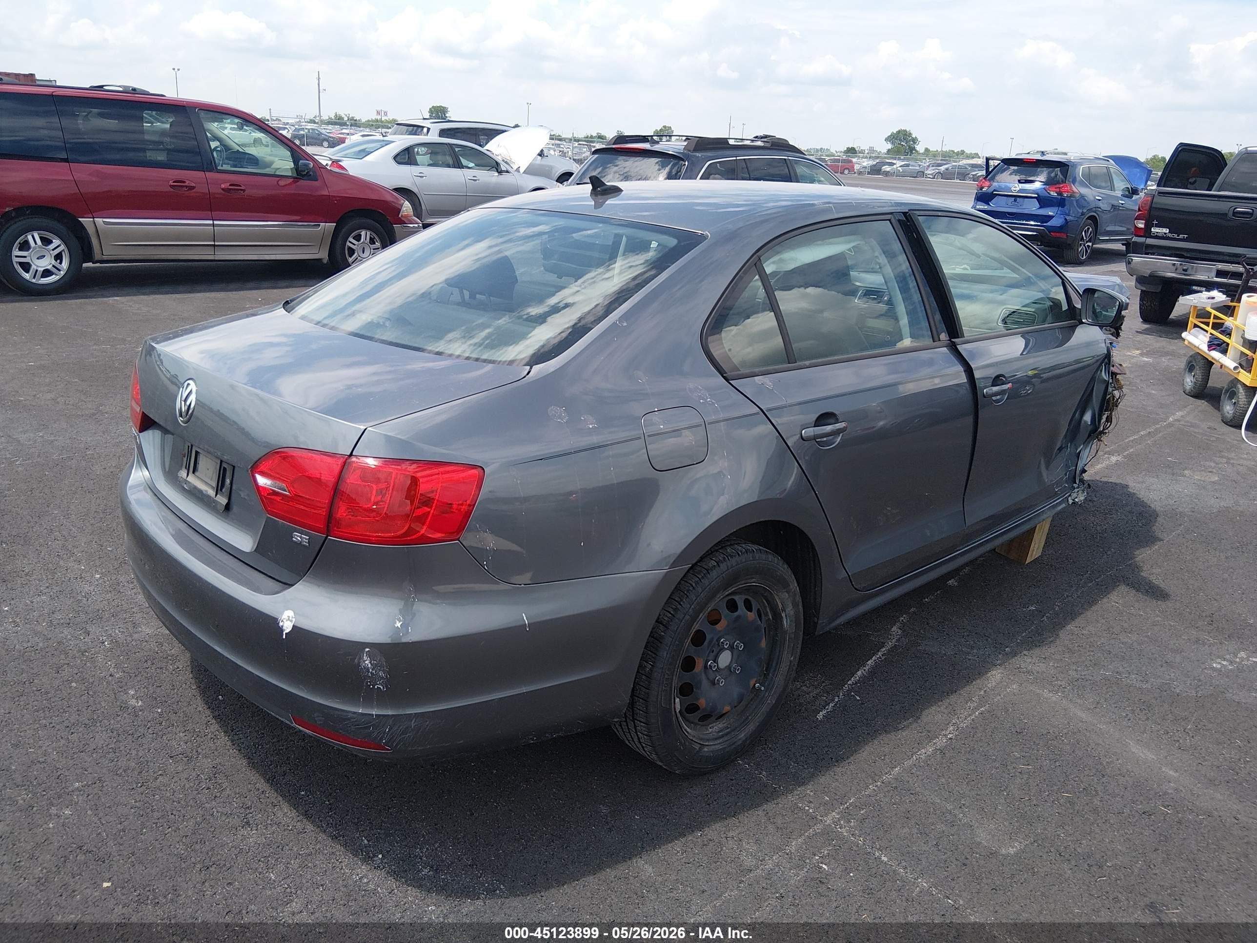 2014 Volkswagen Jetta 1.8t Se Silver vin: 3VWD07AJ5EM445319