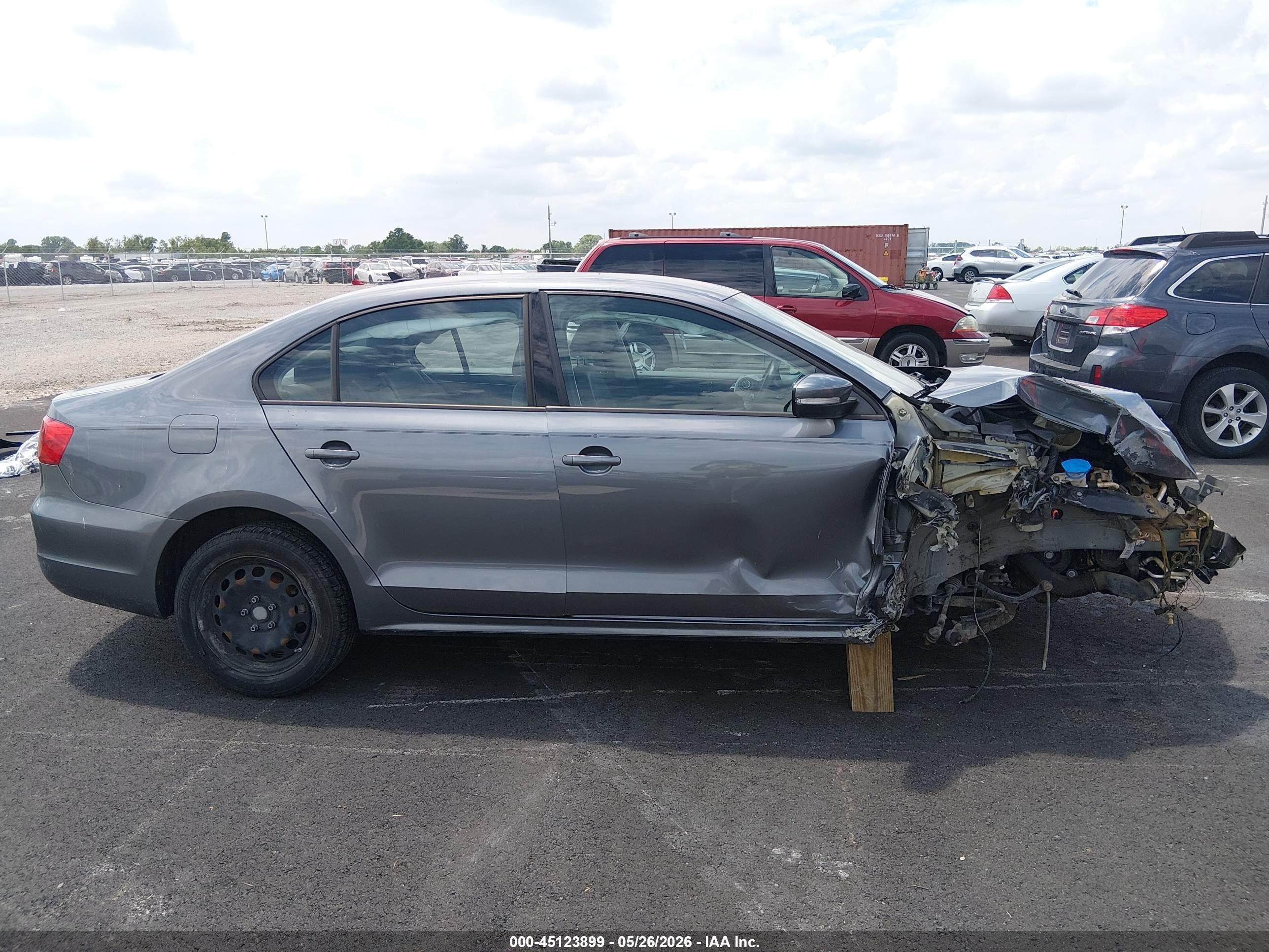 2014 Volkswagen Jetta 1.8t Se Silver vin: 3VWD07AJ5EM445319