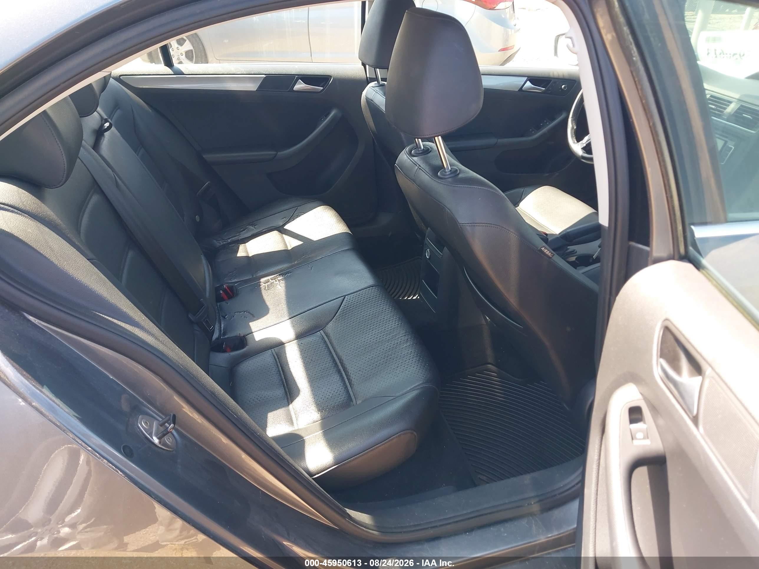 2015 Volkswagen Jetta 1.8t Se Gray vin: 3VWD07AJ5FM214325