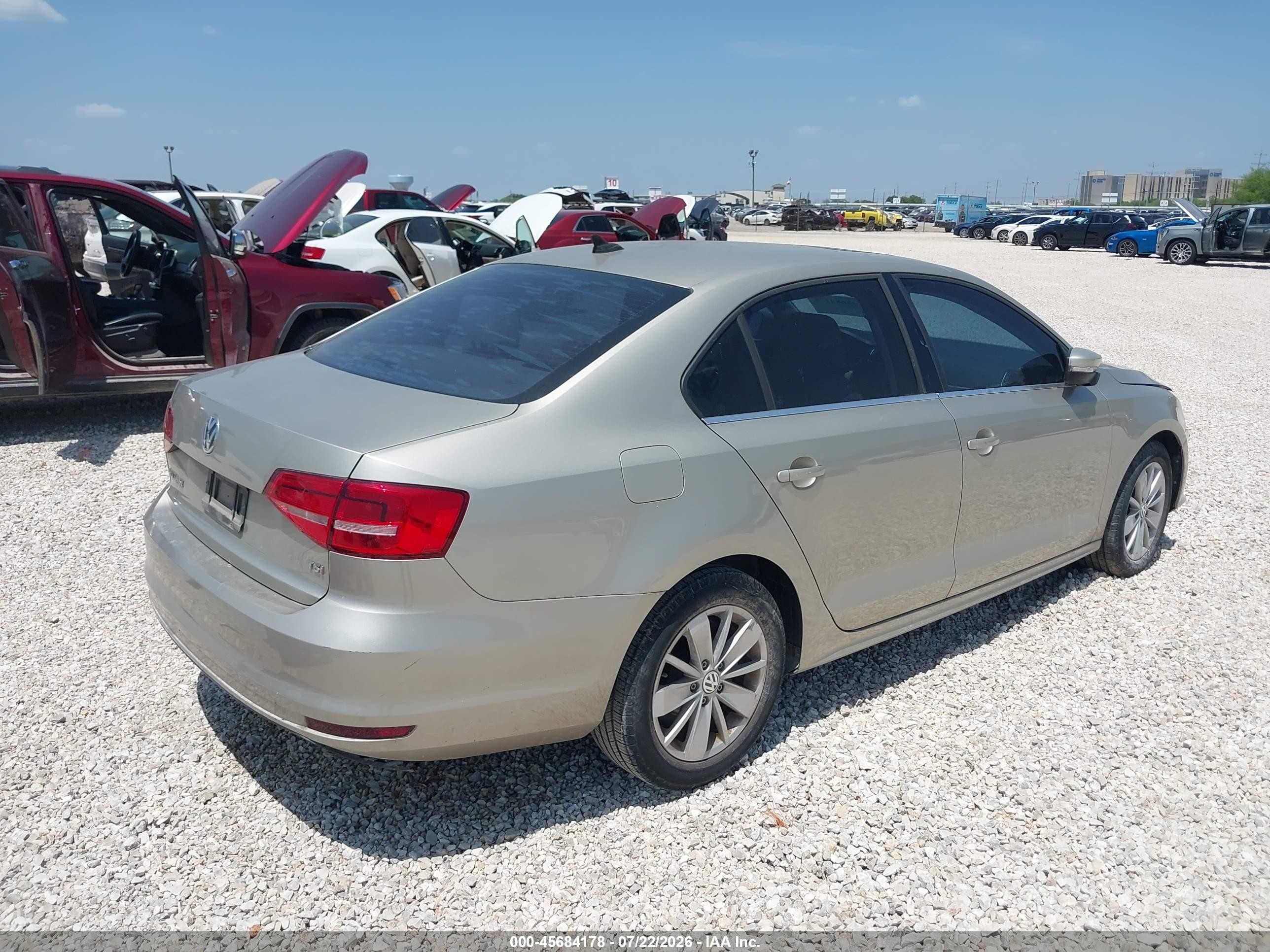 2015 Volkswagen Jetta 1.8t Se Tan vin: 3VWD07AJ5FM337543