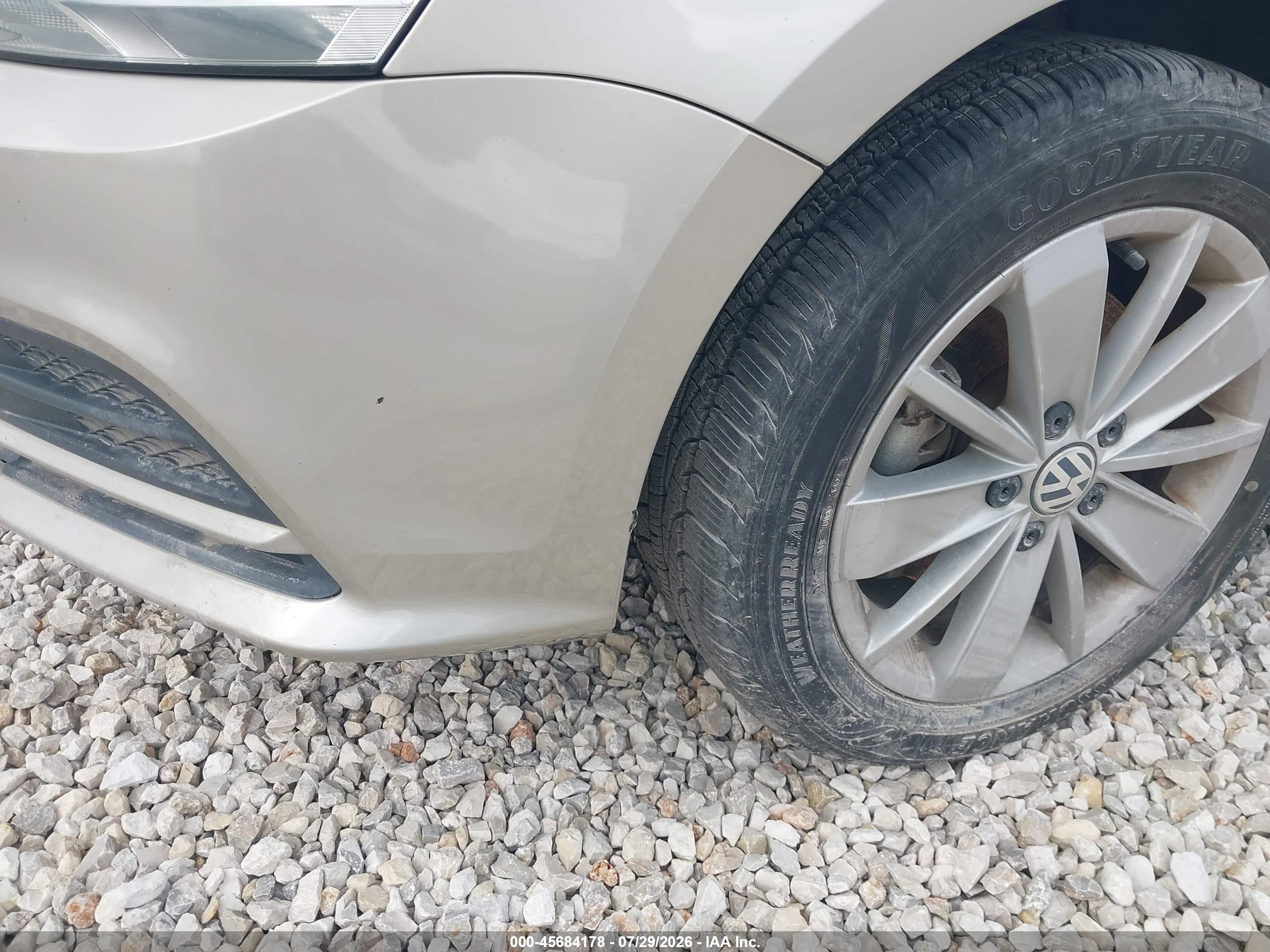 2015 Volkswagen Jetta 1.8t Se Tan vin: 3VWD07AJ5FM337543