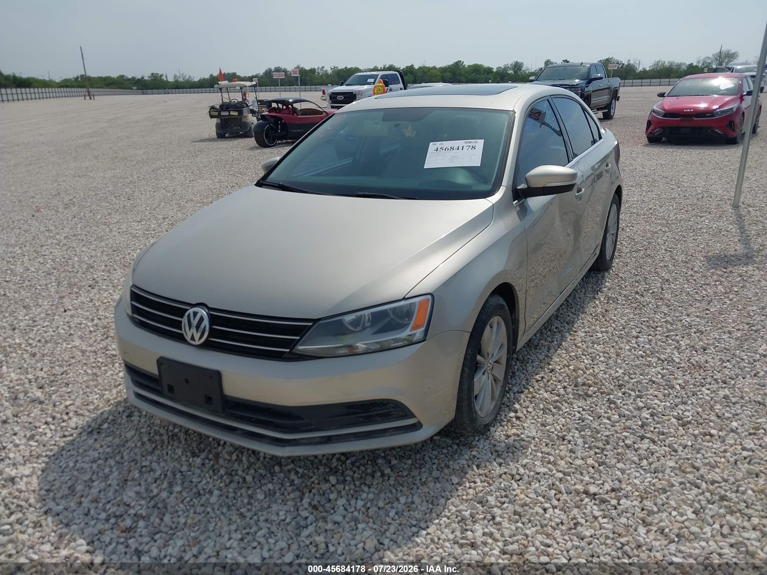 2015 Volkswagen Jetta 1.8t Se Tan vin: 3VWD07AJ5FM337543
