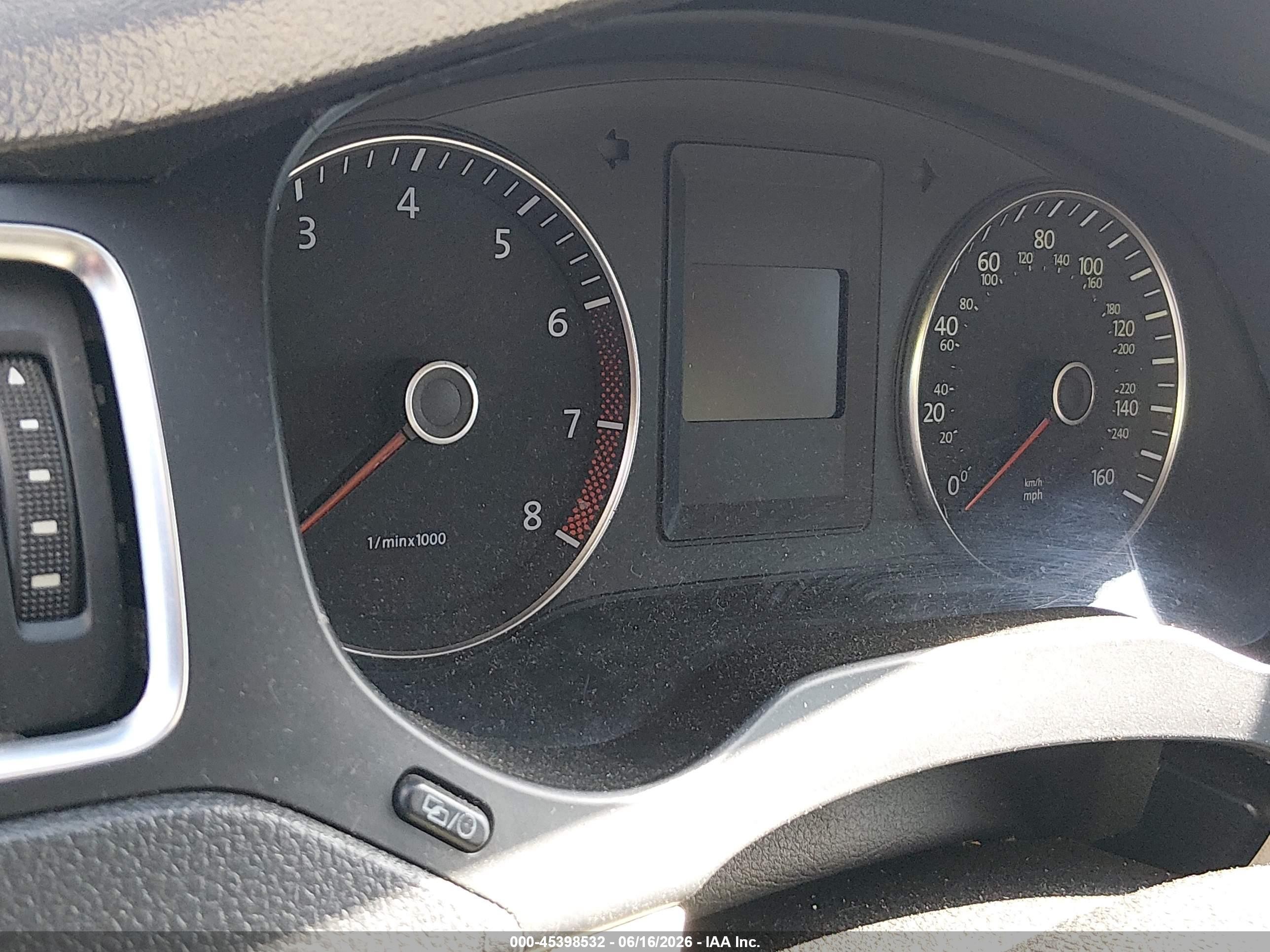 2014 Volkswagen Jetta 1.8t Se White vin: 3VWD07AJ6EM222495