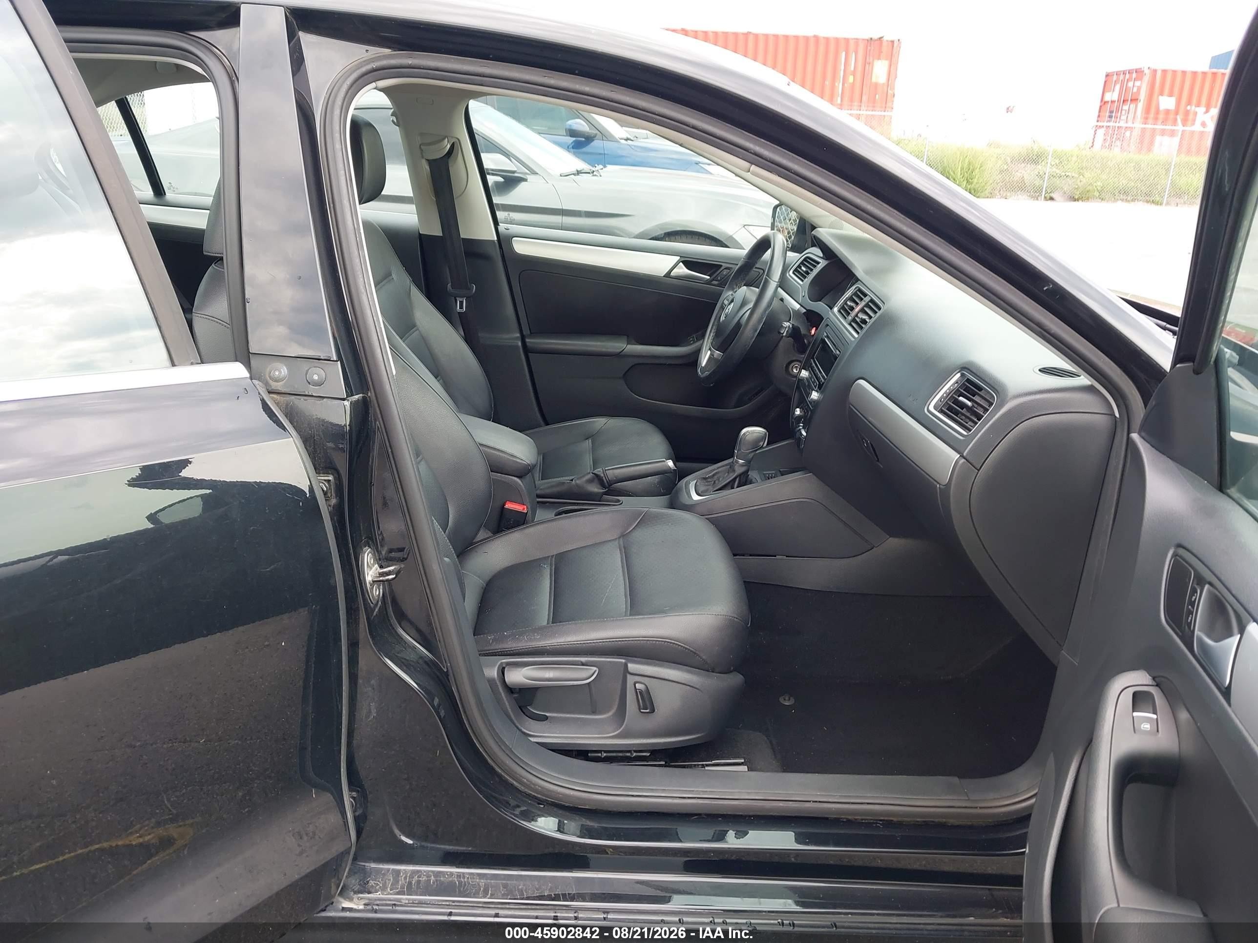 2014 Volkswagen Jetta 1.8t Se Black vin: 3VWD07AJ6EM382733