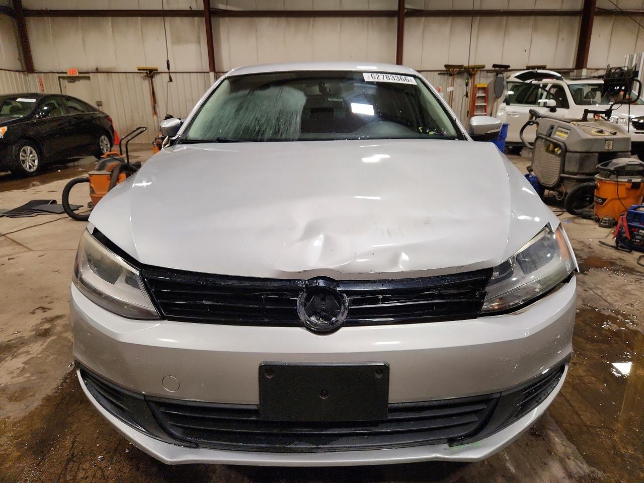 2014 Volkswagen Jetta Se Silver vin: 3VWD07AJ7EM222411
