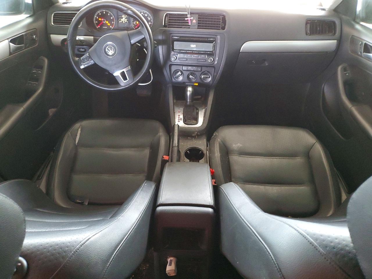 2014 Volkswagen Jetta Se Silver vin: 3VWD07AJ7EM286688