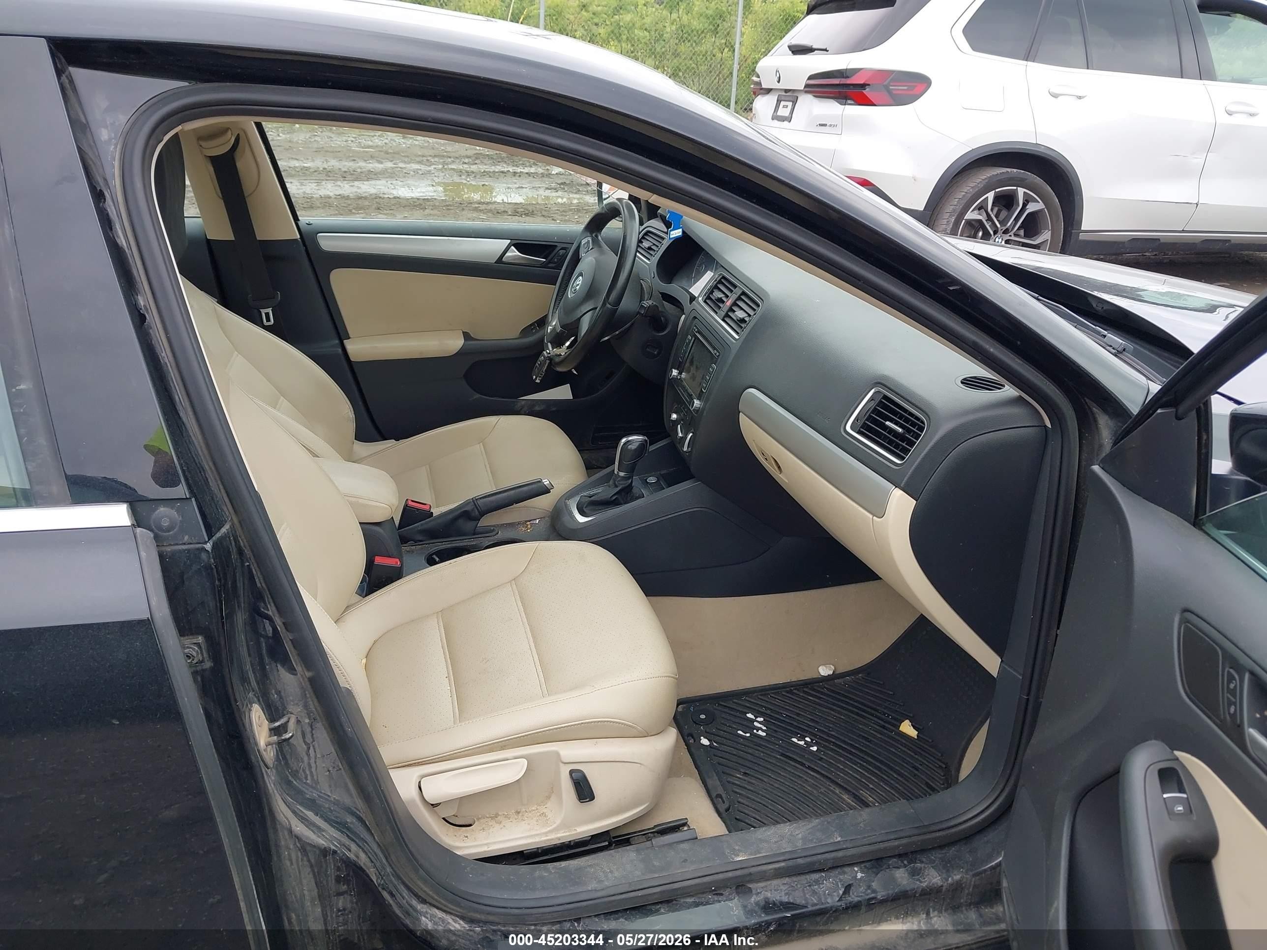 2014 Volkswagen Jetta 1.8t Se Черный vin: 3VWD07AJ7EM368484