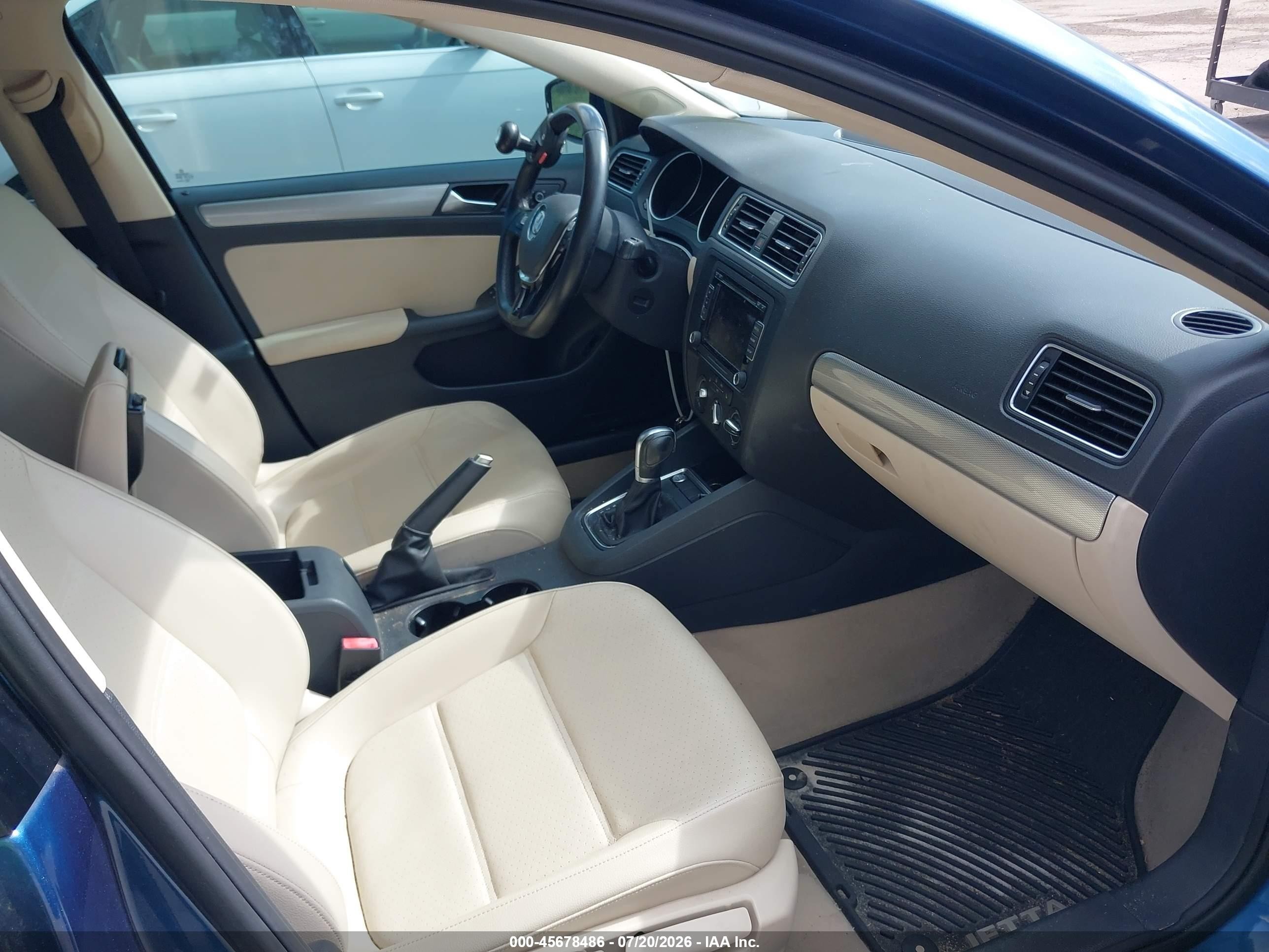 2015 Volkswagen Jetta 1.8t Se Синий vin: 3VWD07AJ7FM284165