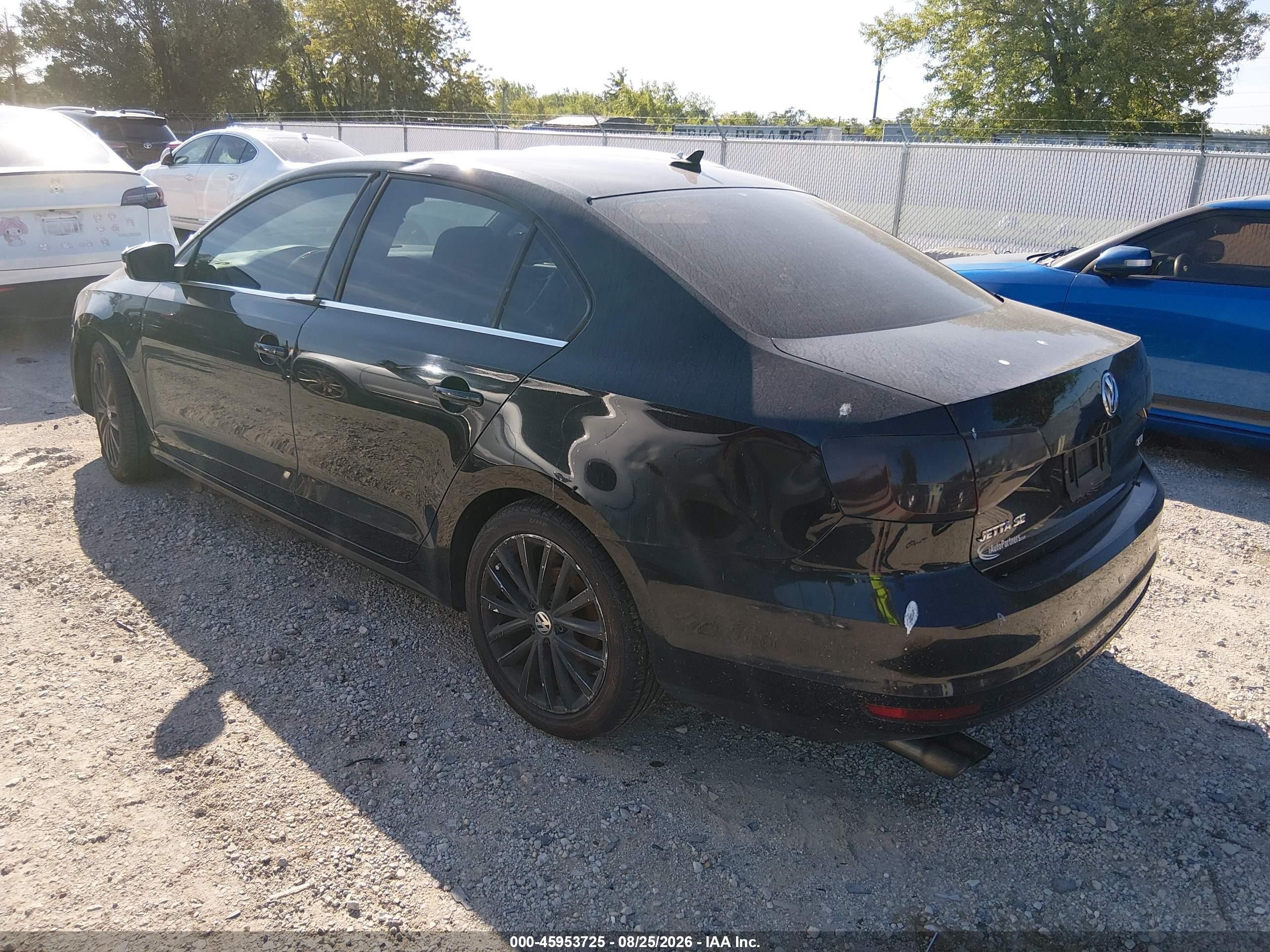 2015 Volkswagen Jetta 1.8t Se Черный vin: 3VWD07AJ7FM407009