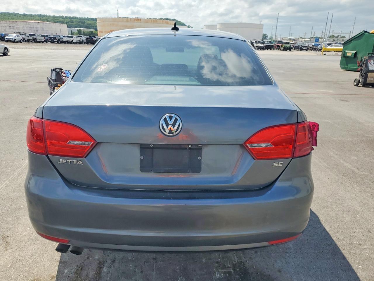 2014 Volkswagen Jetta Se Серый vin: 3VWD07AJ8EM362113