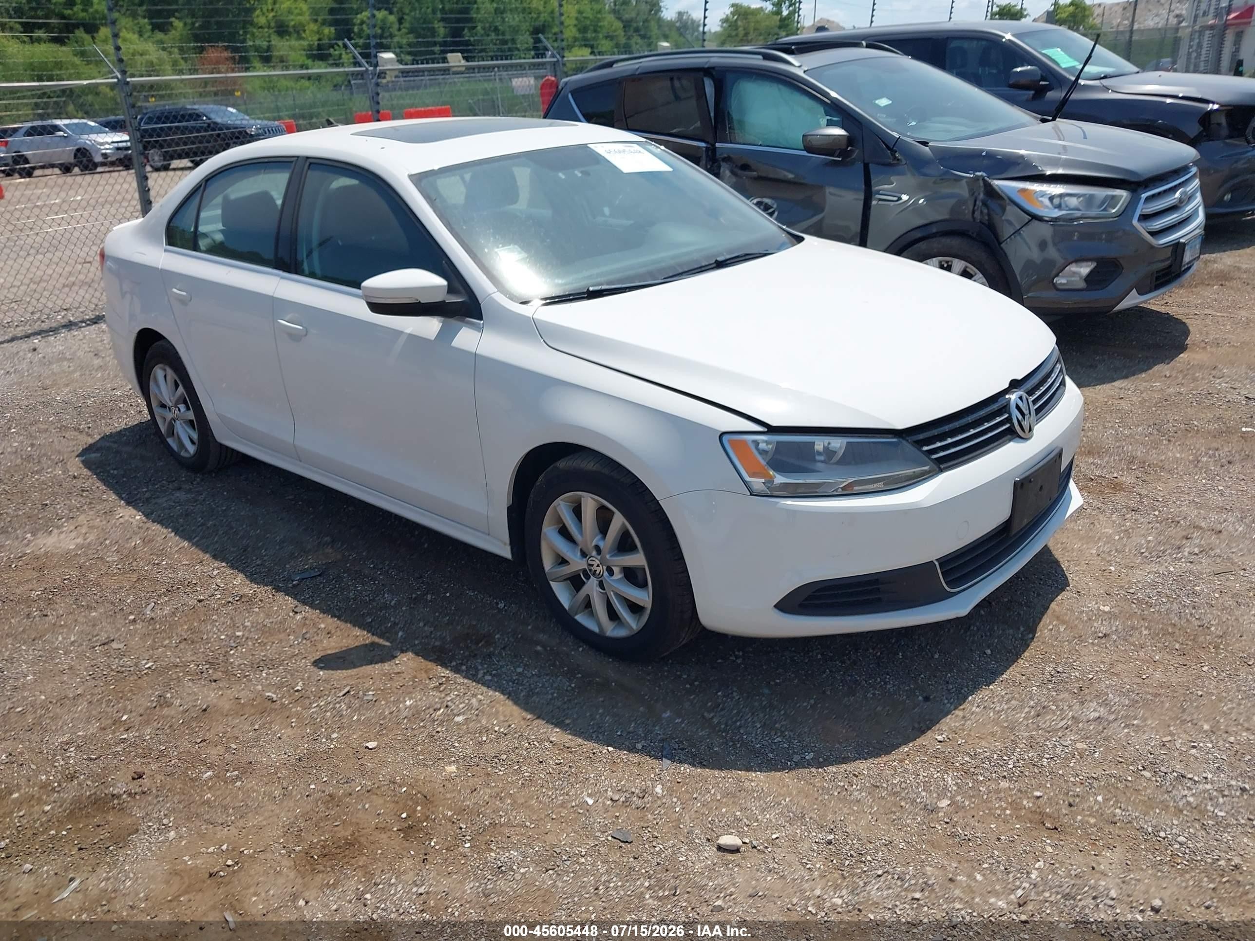 2014 Volkswagen Jetta 1.8t Se White vin: 3VWD07AJ8EM387738