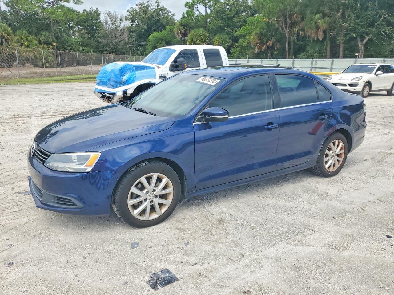 2014 Volkswagen Jetta Se Blue vin: 3VWD07AJ8EM440597