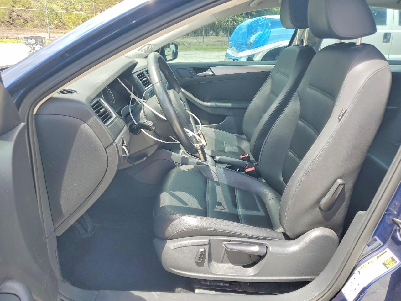 2014 Volkswagen Jetta Se Синий vin: 3VWD07AJ8EM440597