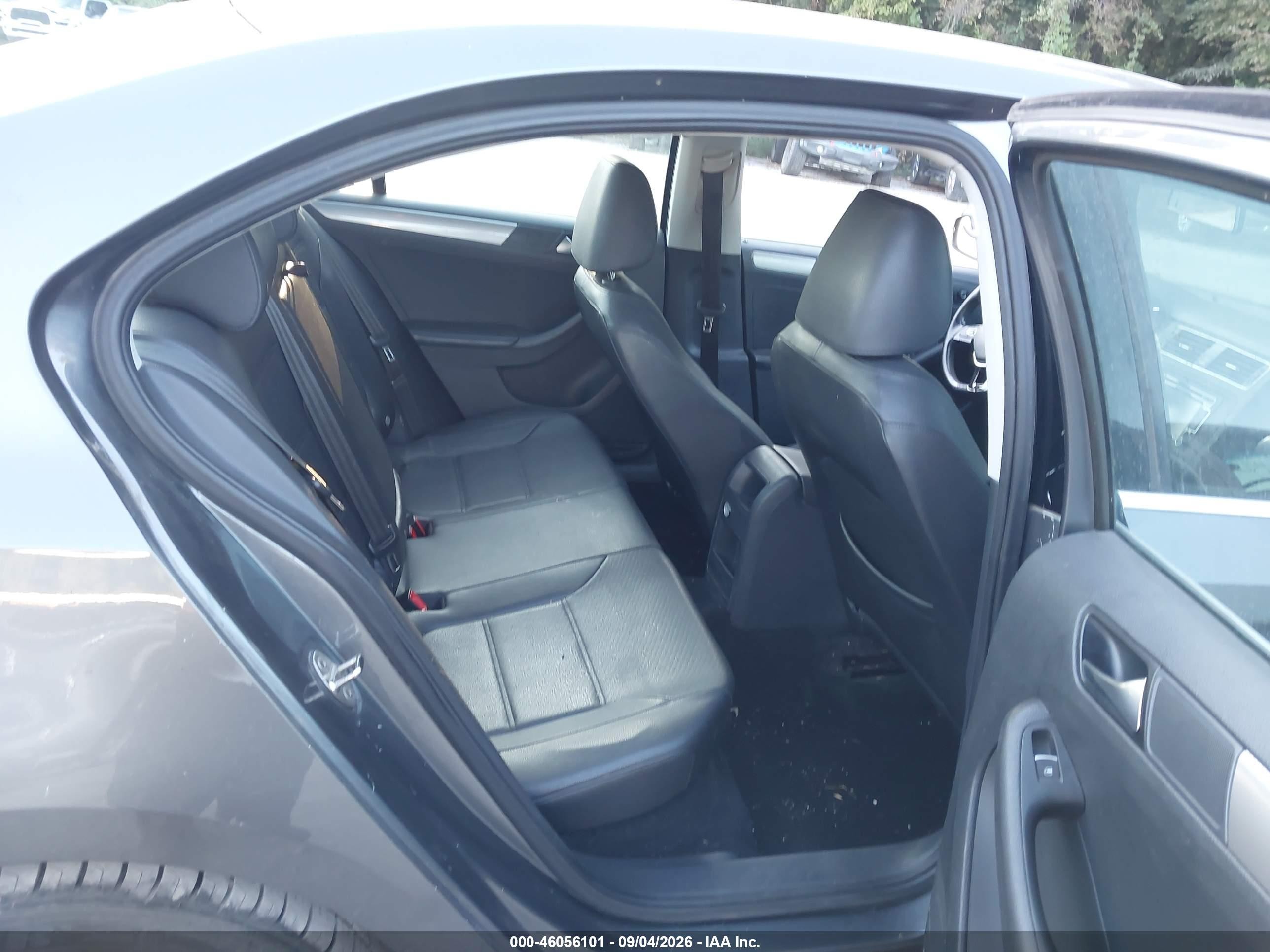 2015 Volkswagen Jetta 1.8t Se Gray vin: 3VWD07AJ8FM338248