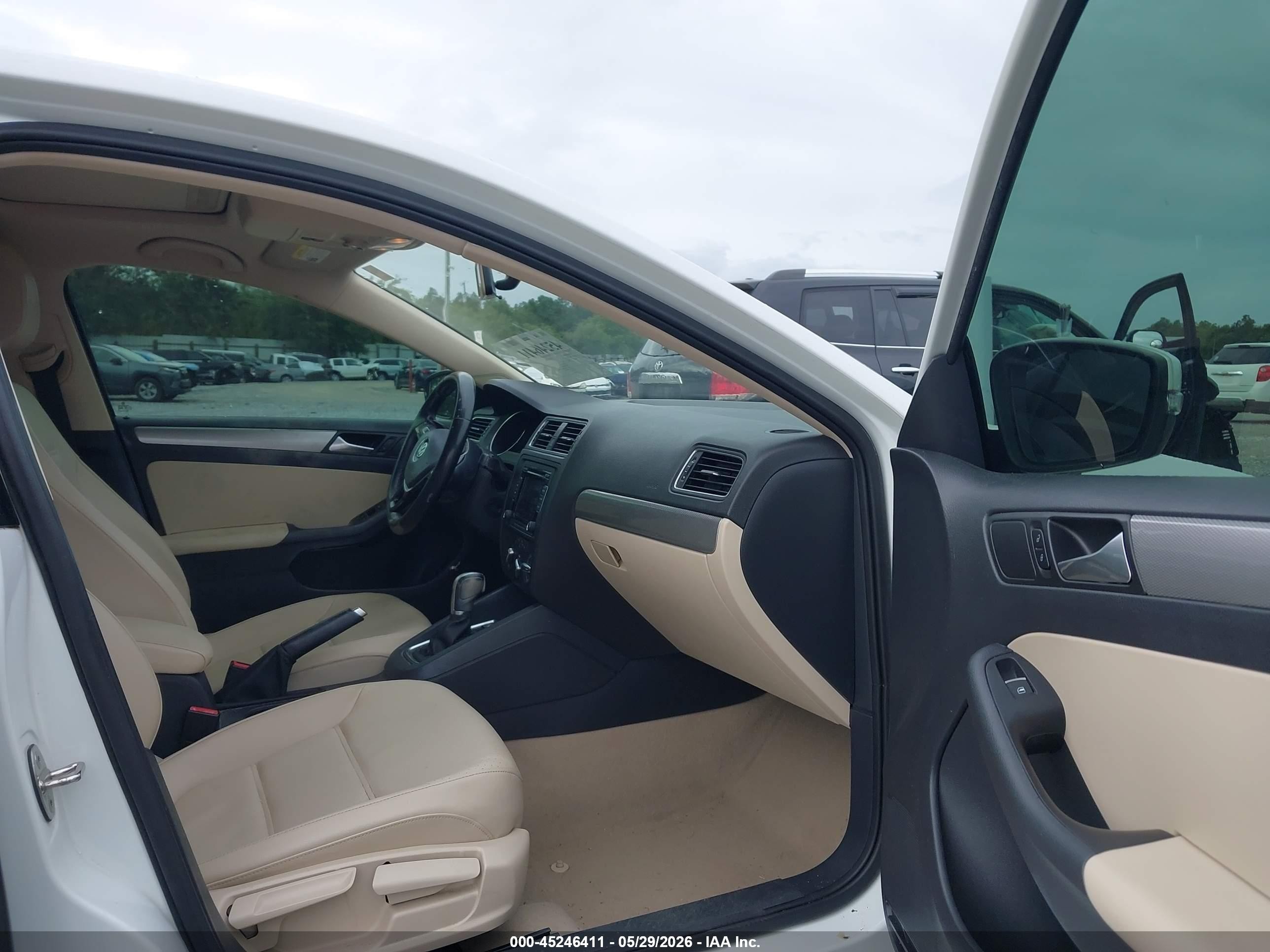 2015 Volkswagen Jetta 1.8t Se White vin: 3VWD07AJ8FM338427
