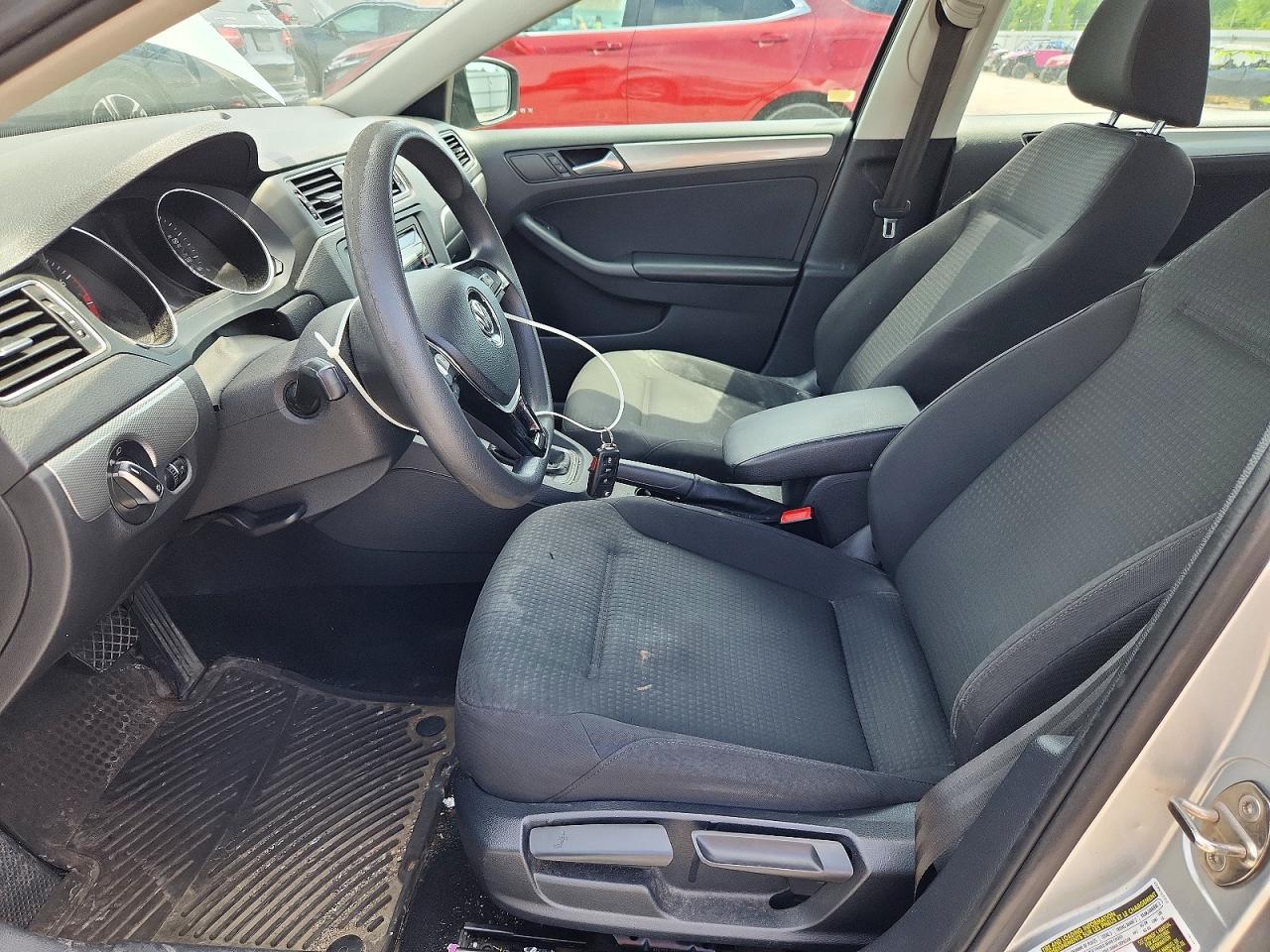 2015 Volkswagen Jetta Se Silver vin: 3VWD07AJ8FM411635
