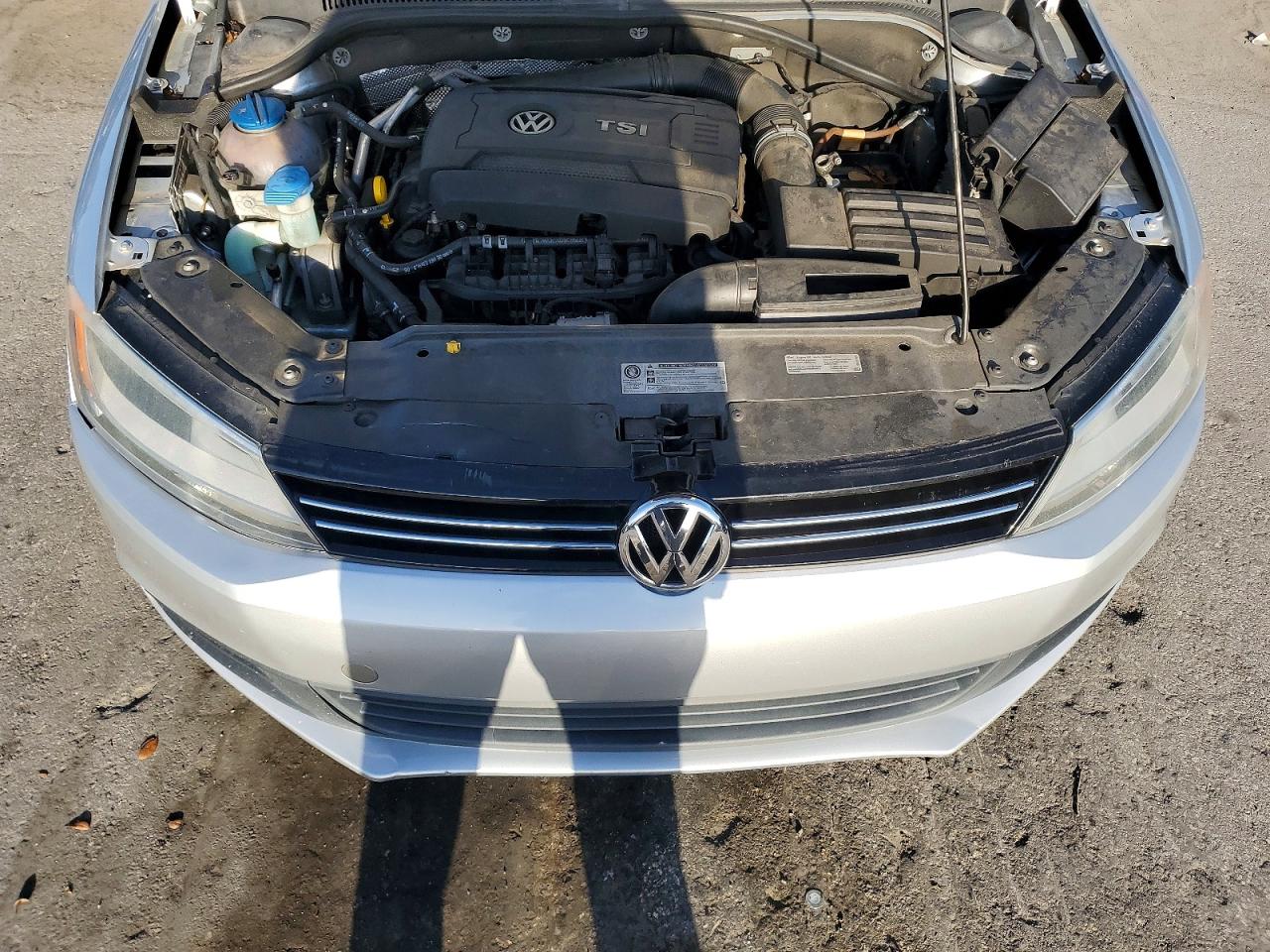 2014 Volkswagen Jetta Se Silver vin: 3VWD07AJ9EM239775