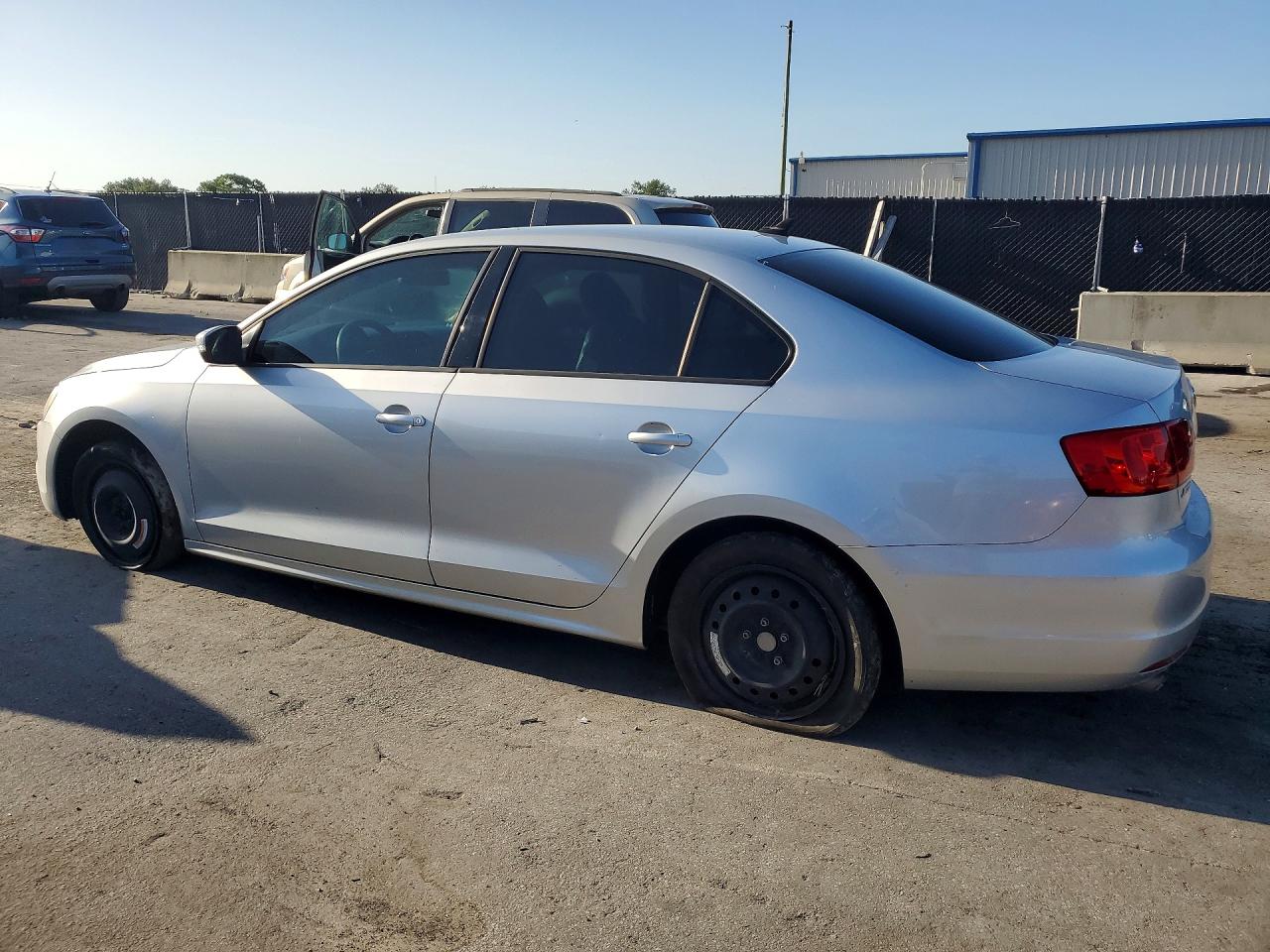 2014 Volkswagen Jetta Se Silver vin: 3VWD07AJ9EM239775