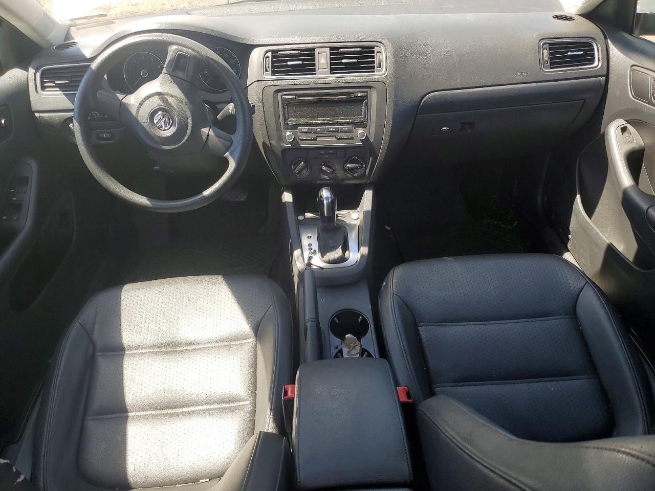 2014 Volkswagen Jetta Se Серебряный vin: 3VWD07AJ9EM299409