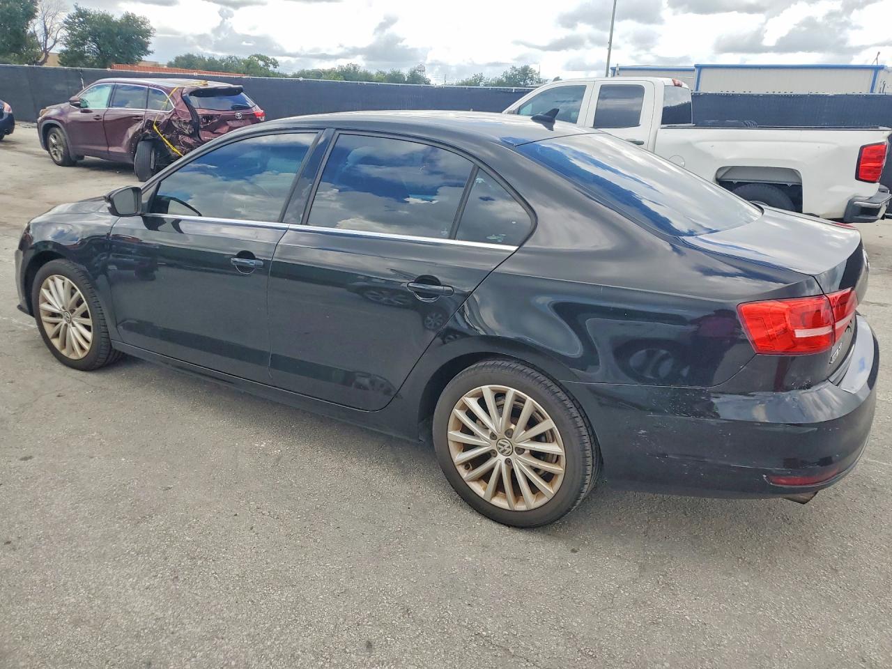 2015 Volkswagen Jetta Se Black vin: 3VWD07AJ9FM248588