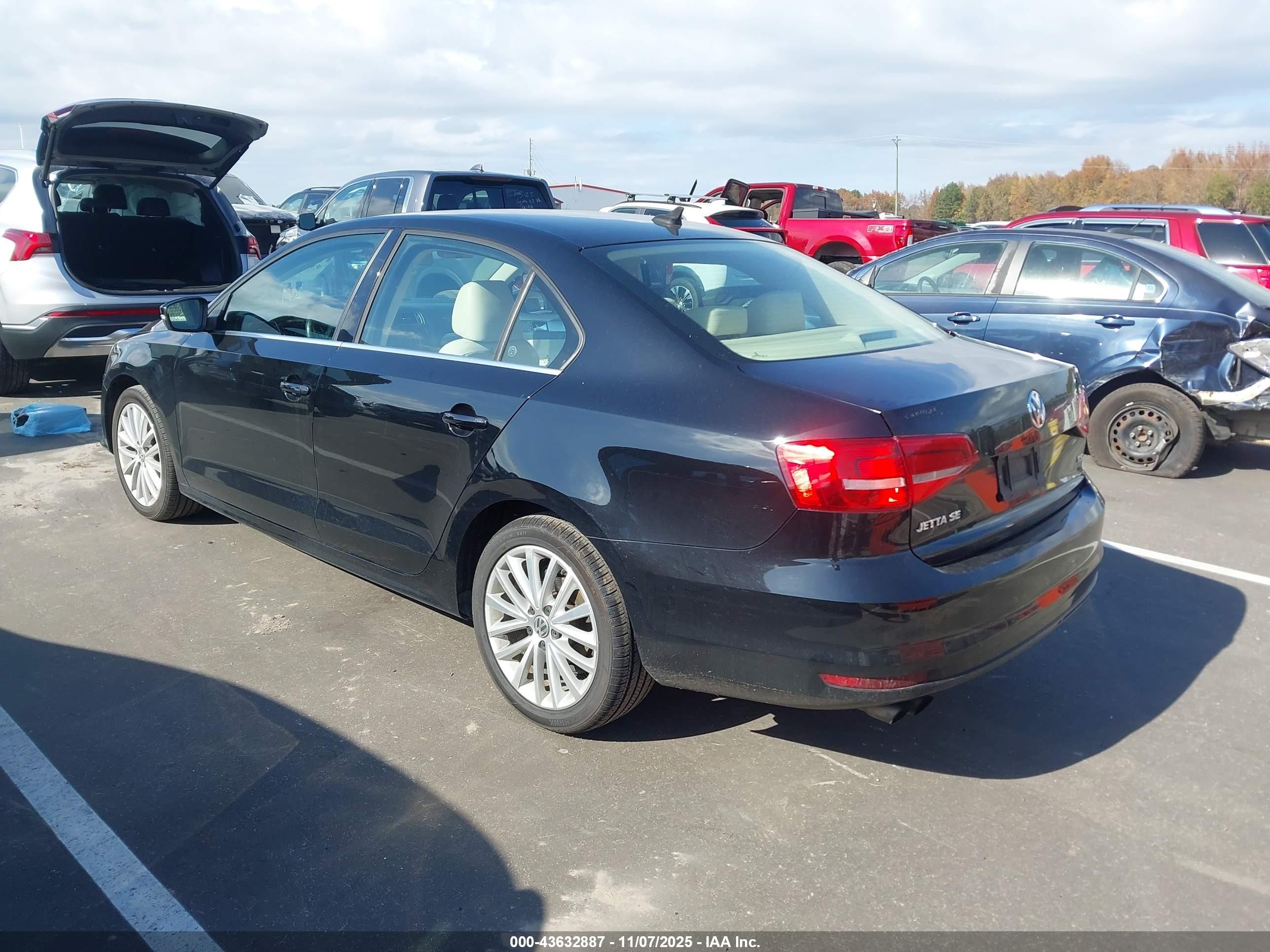 2015 Volkswagen Jetta 1.8t Se Черный vin: 3VWD07AJ9FM253337