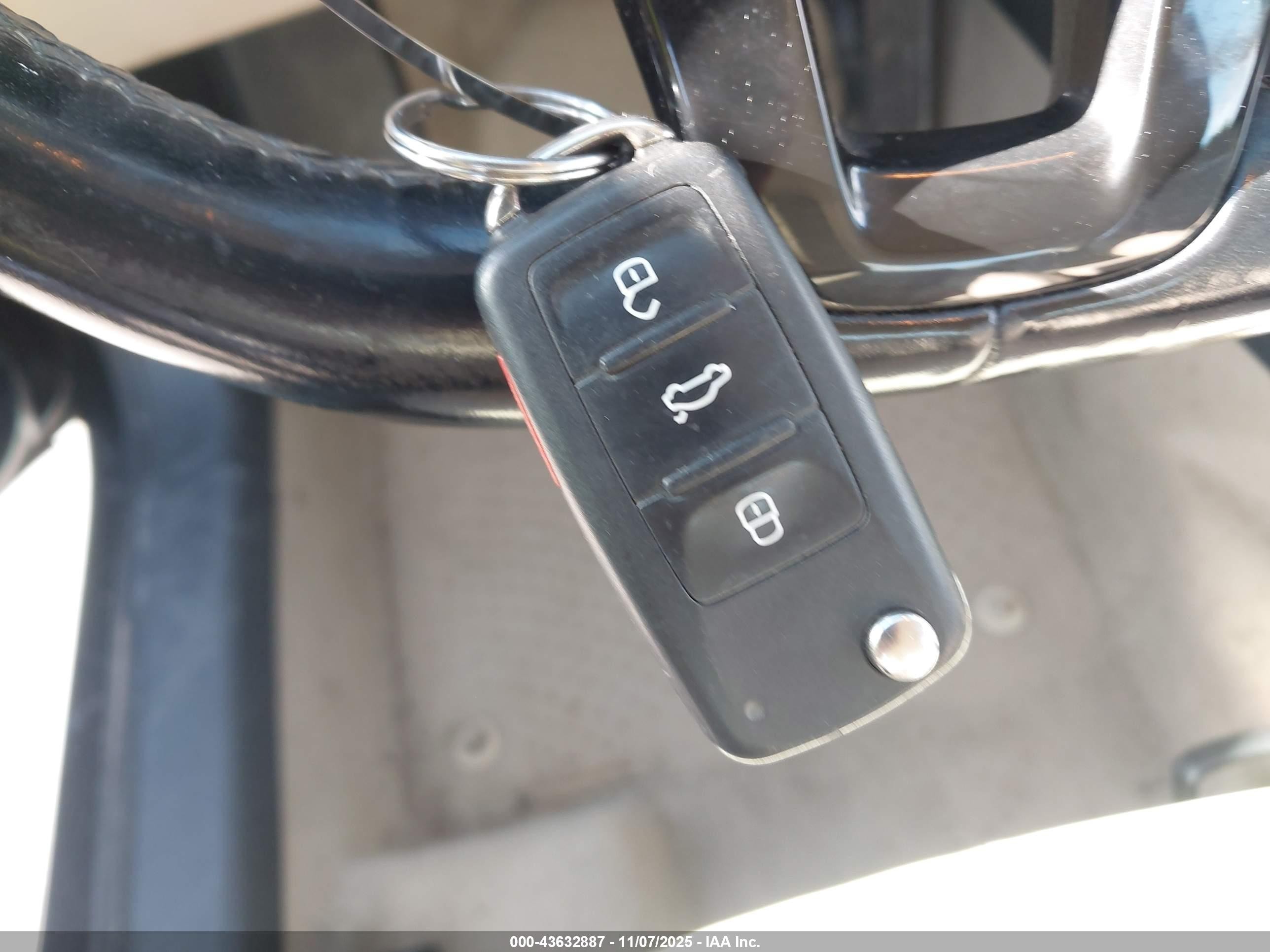 2015 Volkswagen Jetta 1.8t Se Черный vin: 3VWD07AJ9FM253337