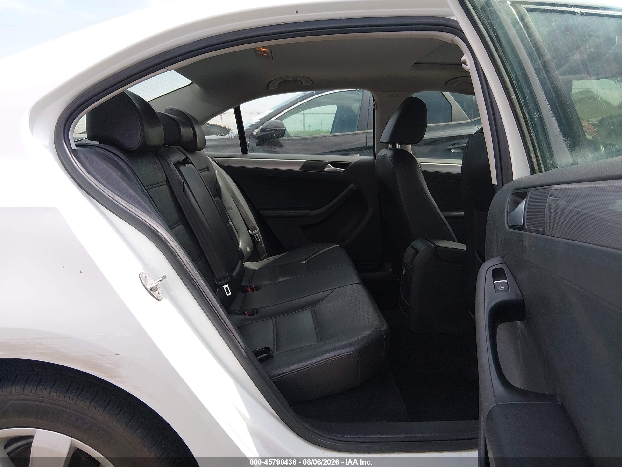 2015 Volkswagen Jetta 1.8t Se White vin: 3VWD07AJ9FM274513
