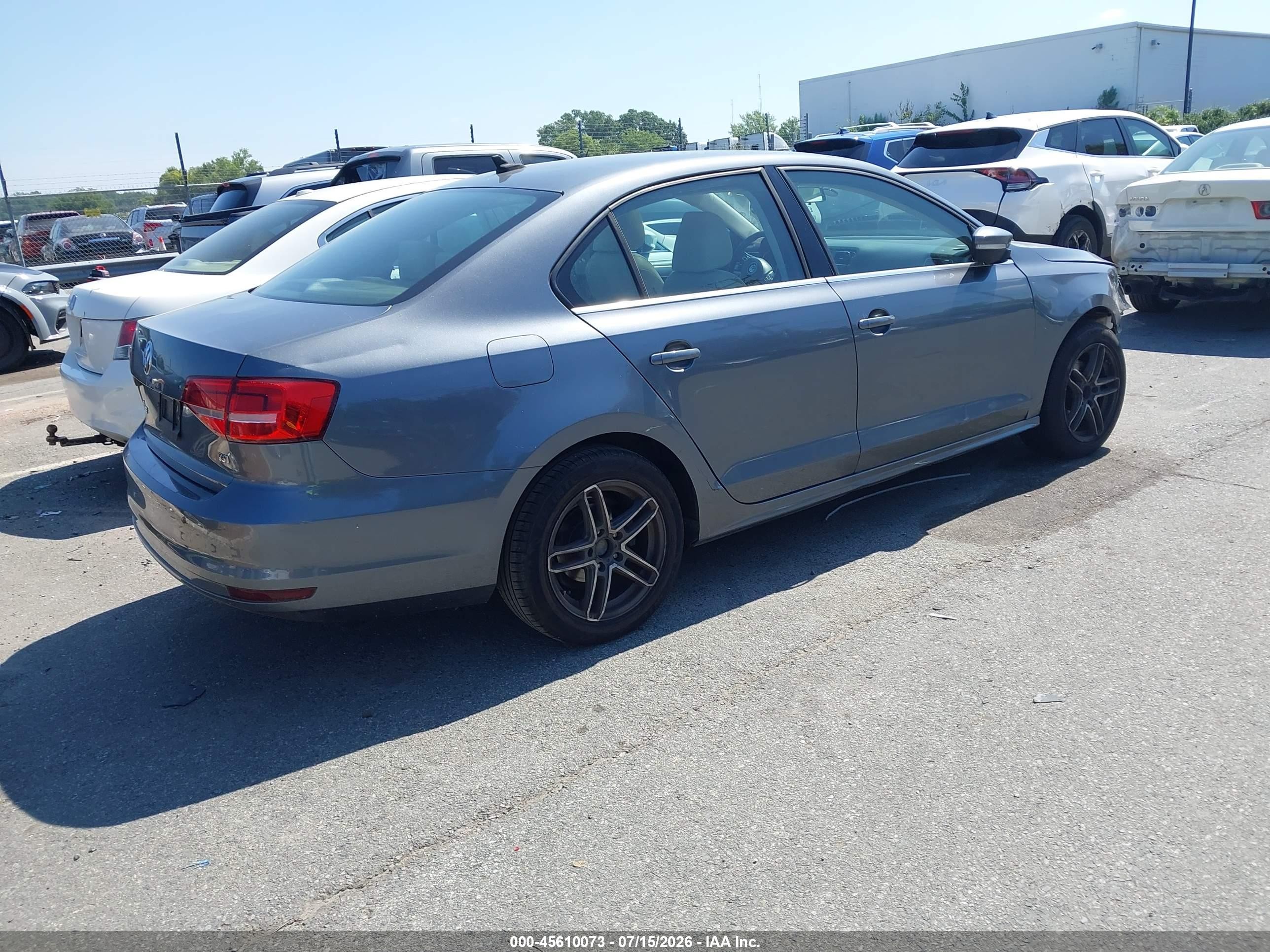 2015 Volkswagen Jetta 1.8t Se Gray vin: 3VWD07AJ9FM282689